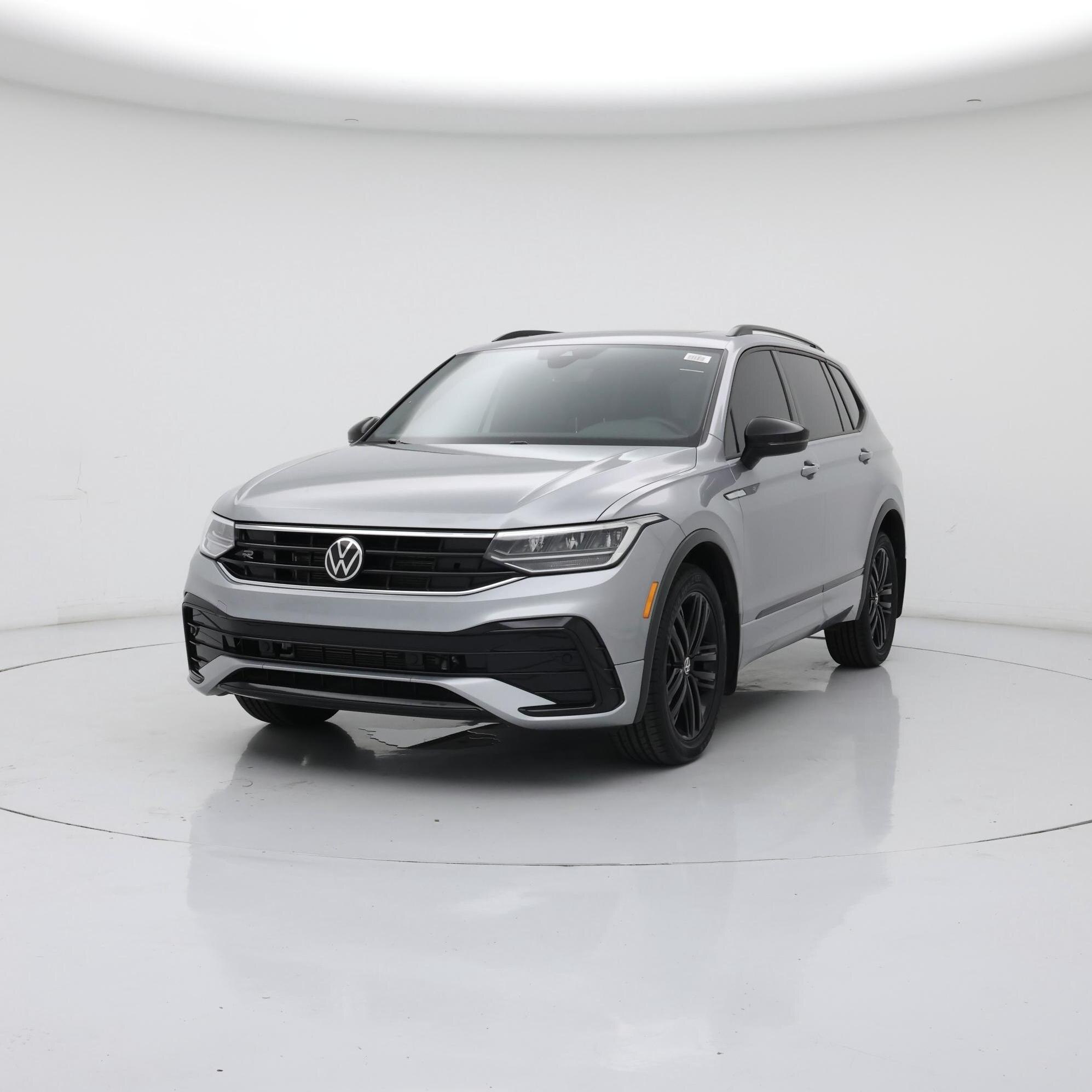 Thumbnail: 2022 Volkswagen Tiguan - 4