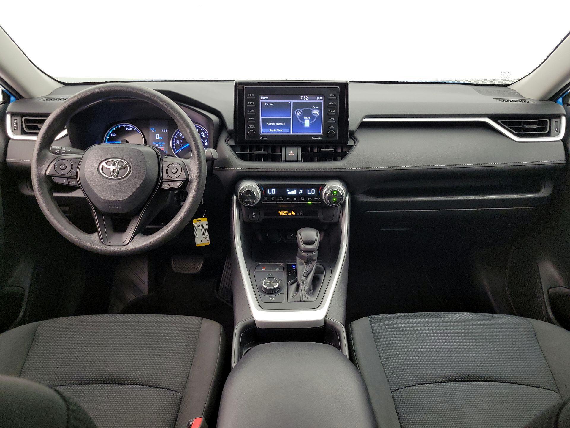 Thumbnail: 2020 Toyota RAV4 - 9