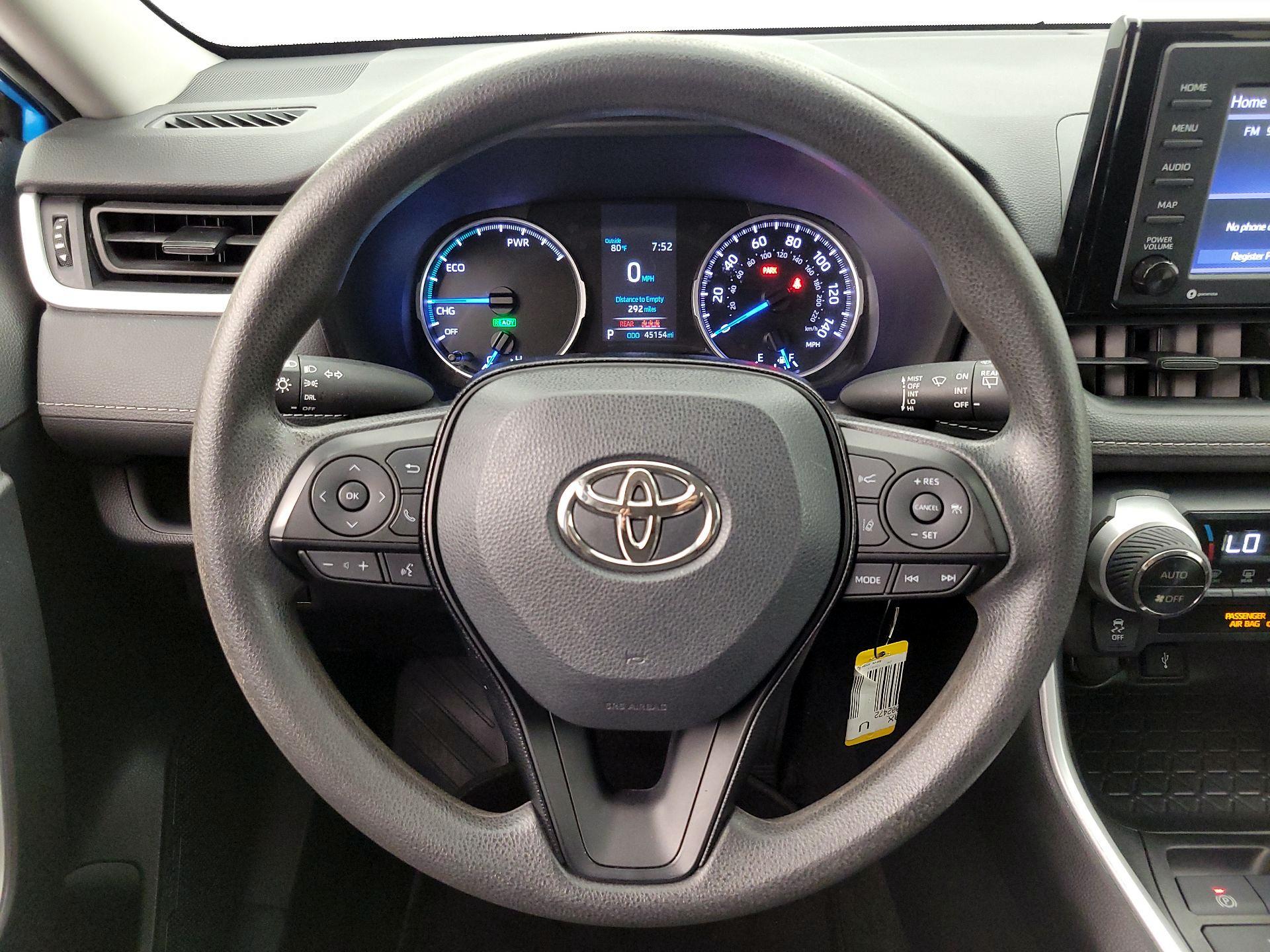 Thumbnail: 2020 Toyota RAV4 - 10