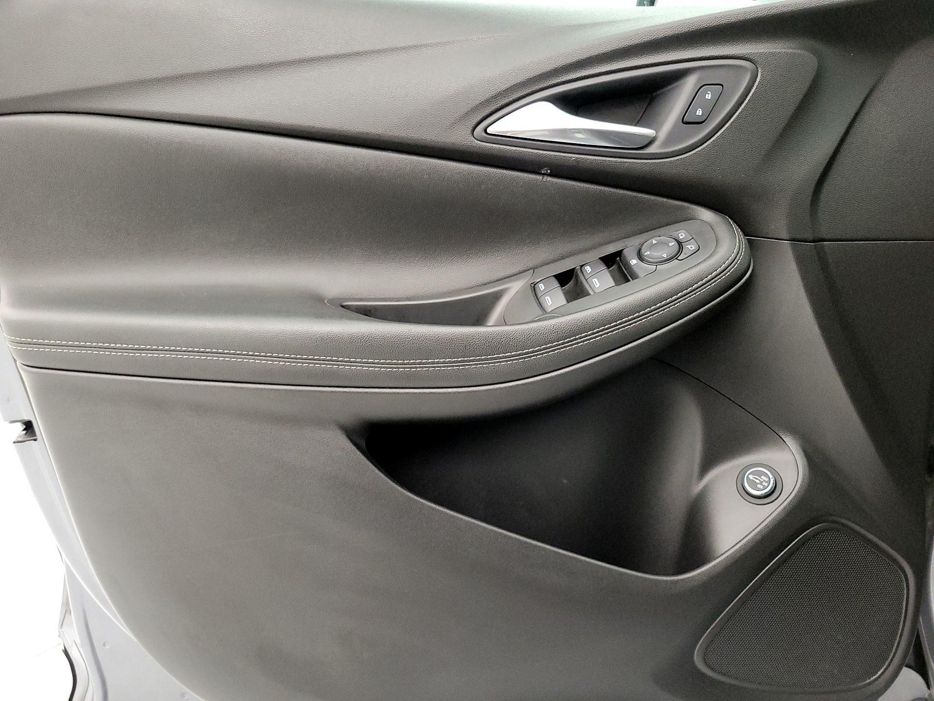 Thumbnail: 2021 Buick Encore GX - 12