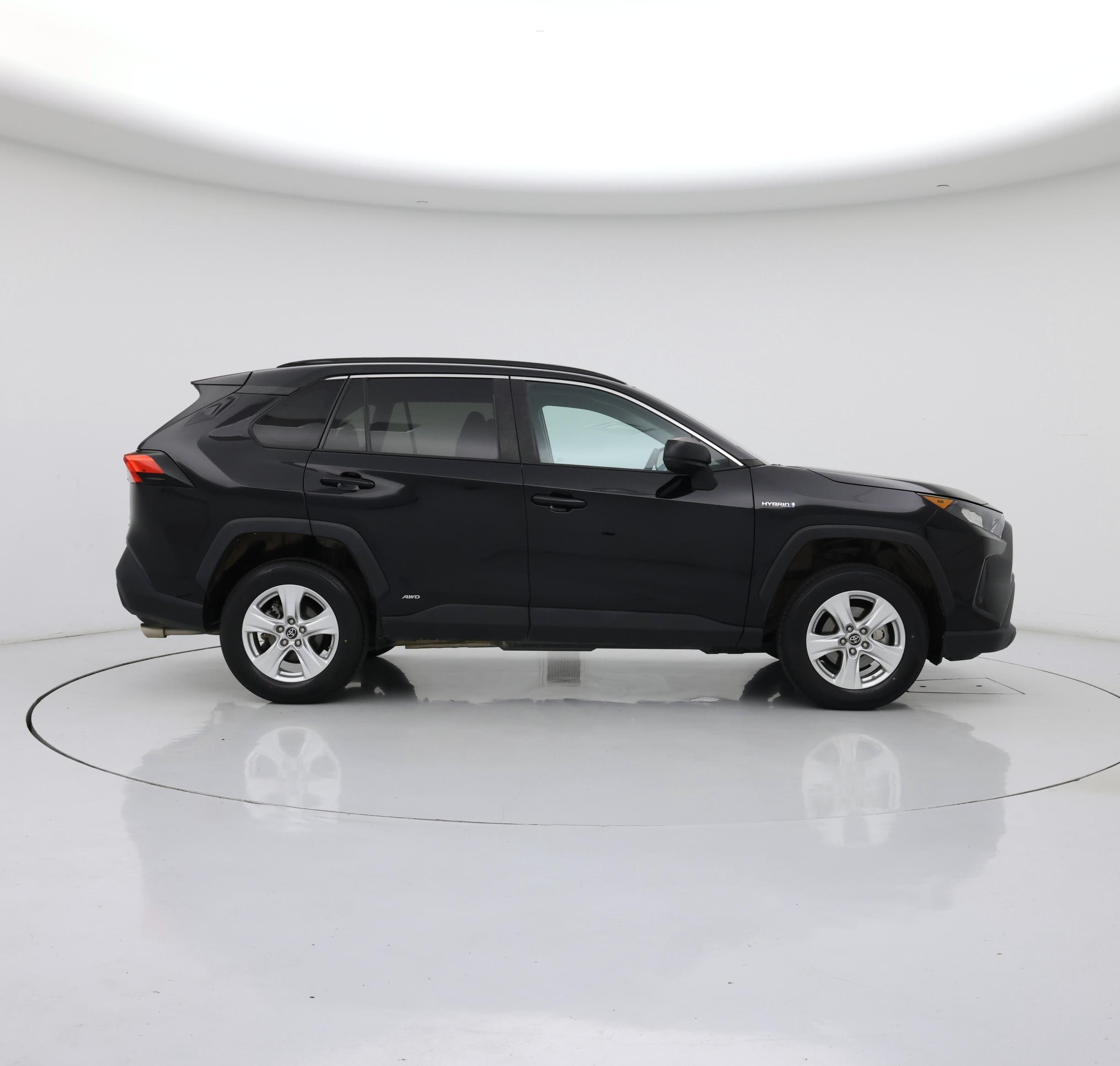 Thumbnail: 2020 Toyota RAV4 - 7
