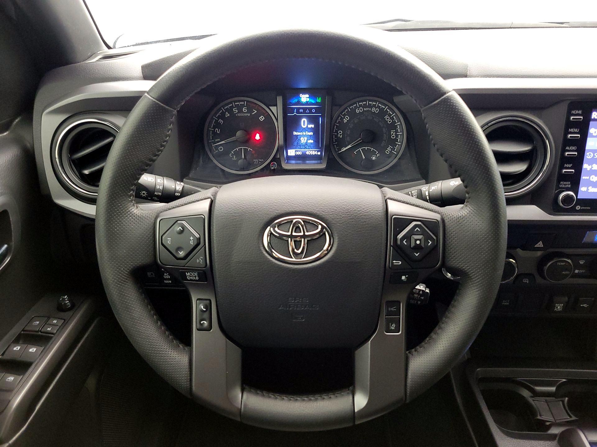 Thumbnail: 2022 Toyota Tacoma - 10