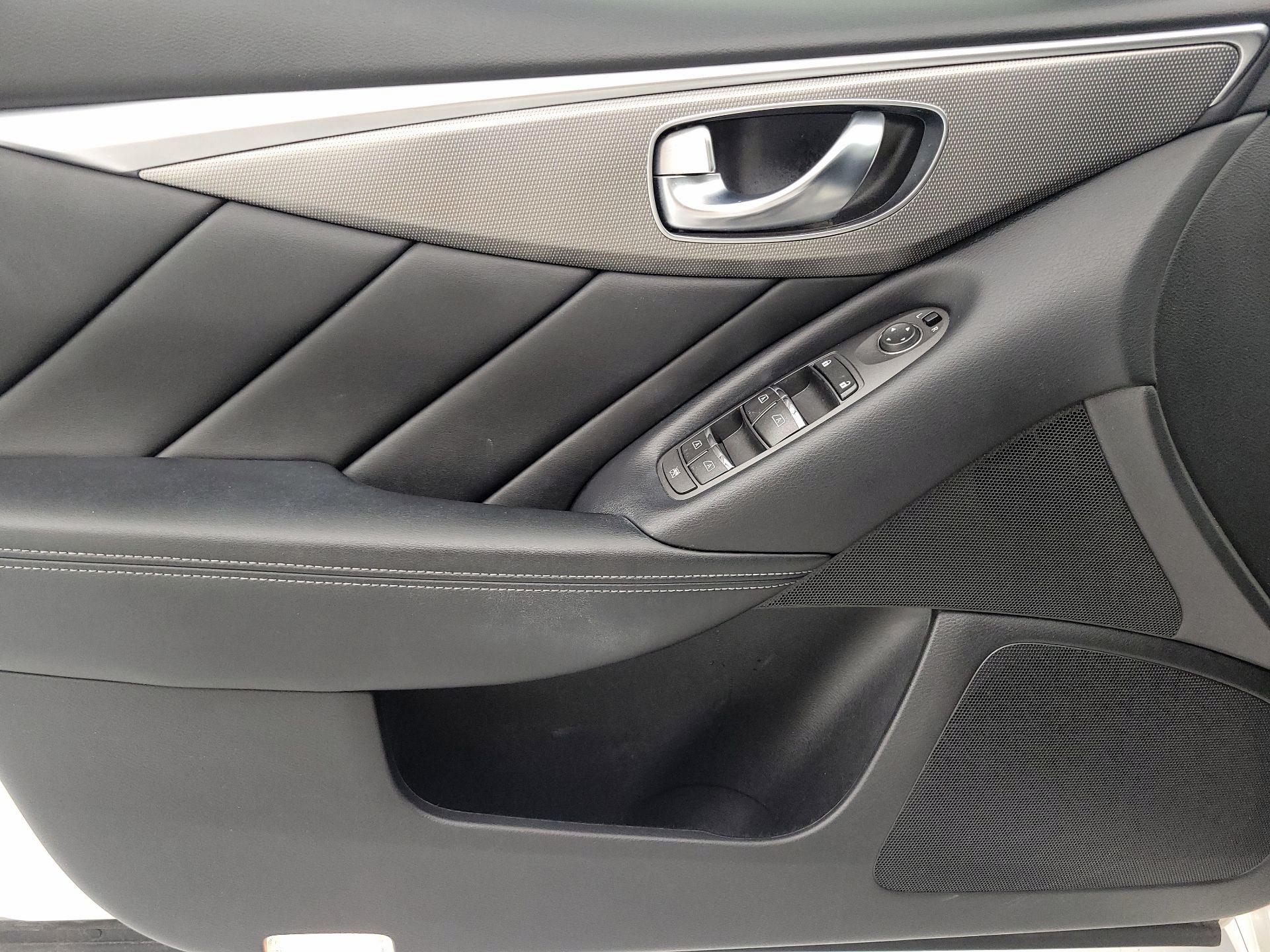 Thumbnail: 2020 INFINITI Q50 - 12