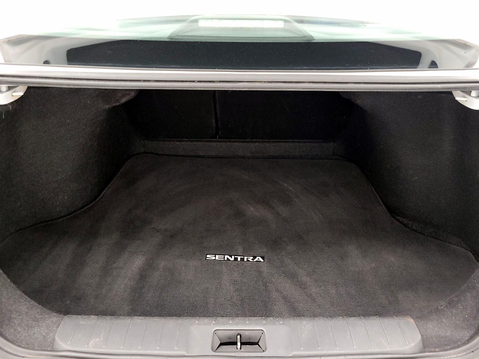 Thumbnail: 2022 Nissan Sentra - 20