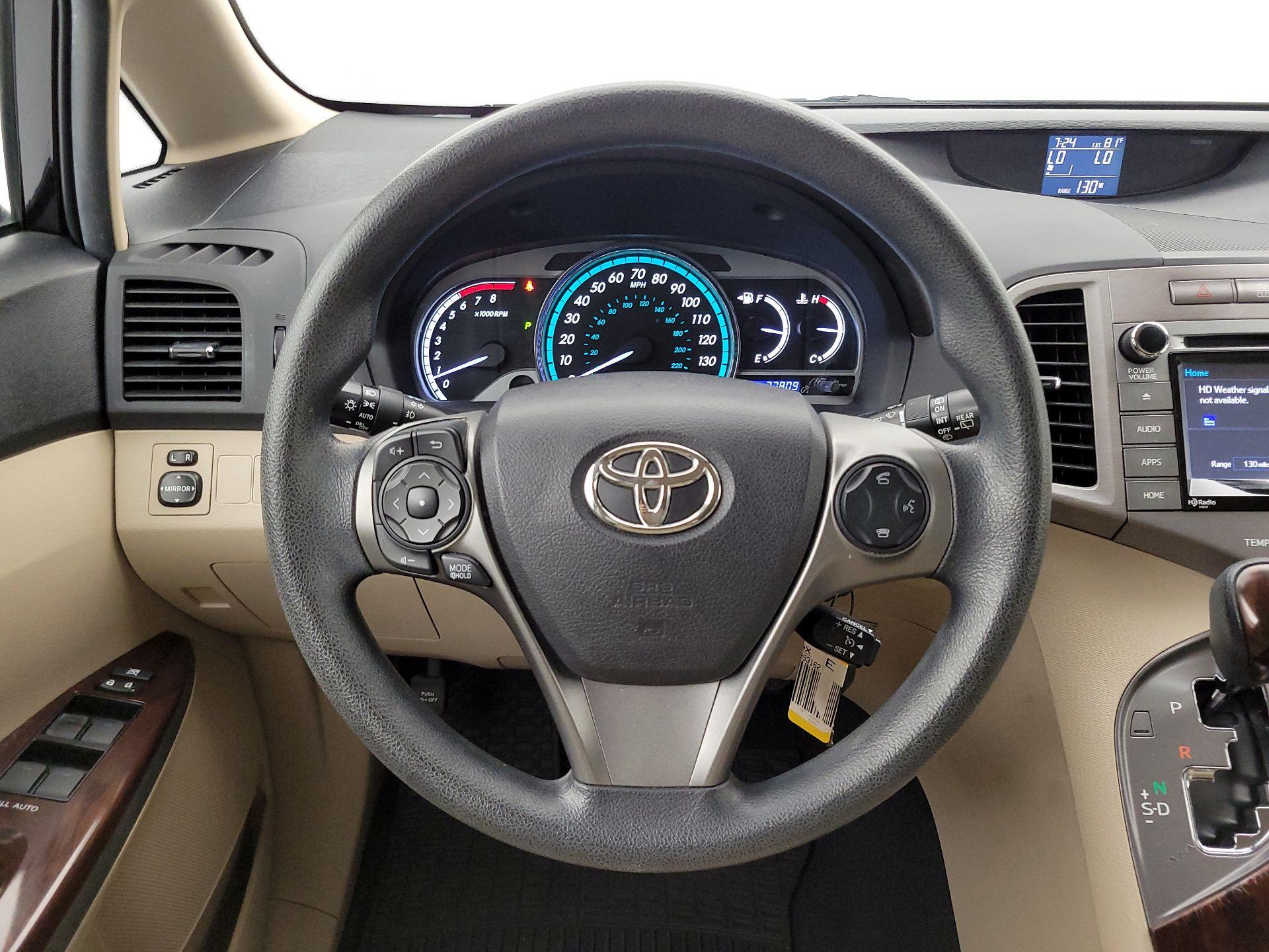Thumbnail: 2015 Toyota Venza - 10