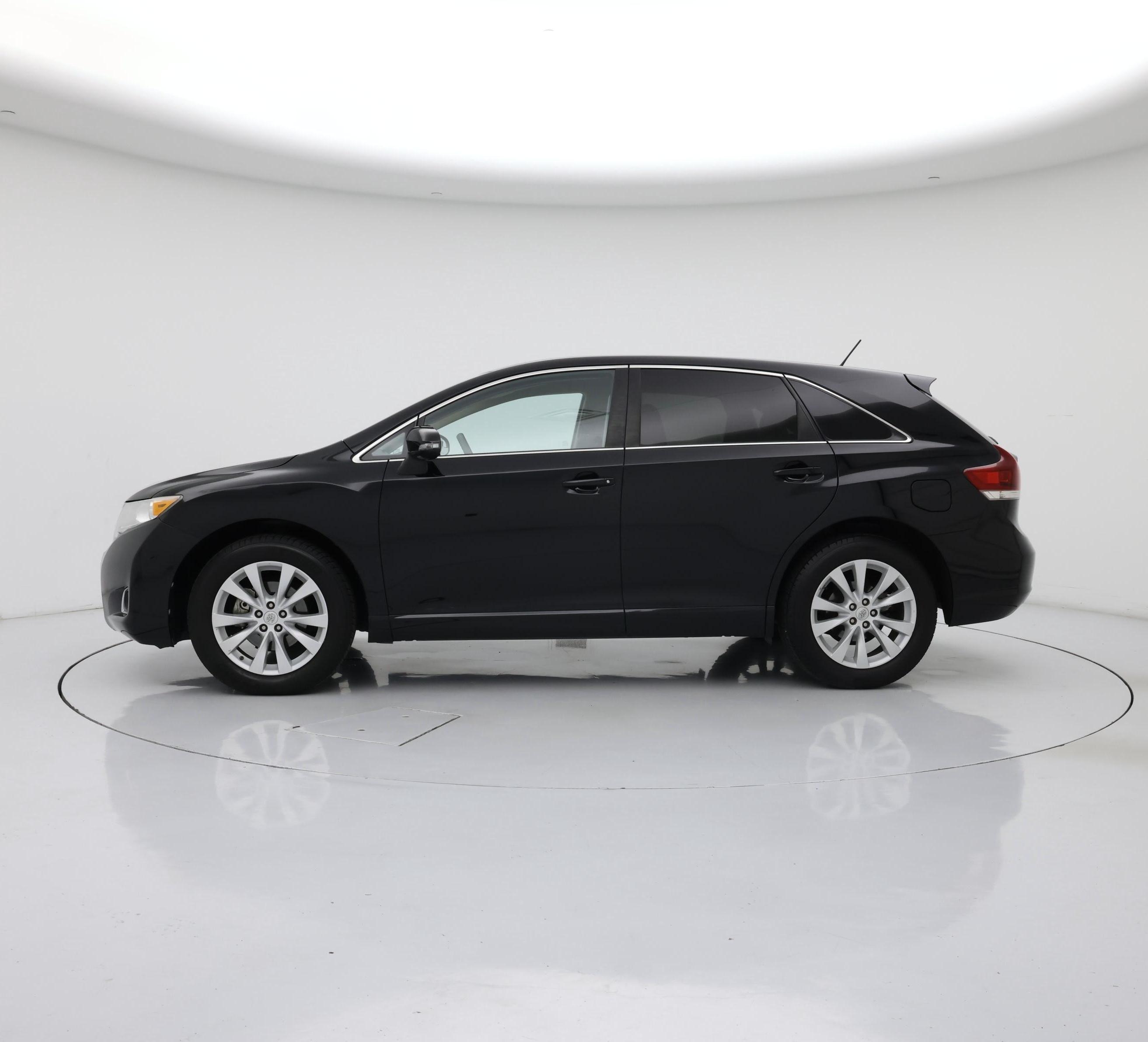 Thumbnail: 2015 Toyota Venza - 3