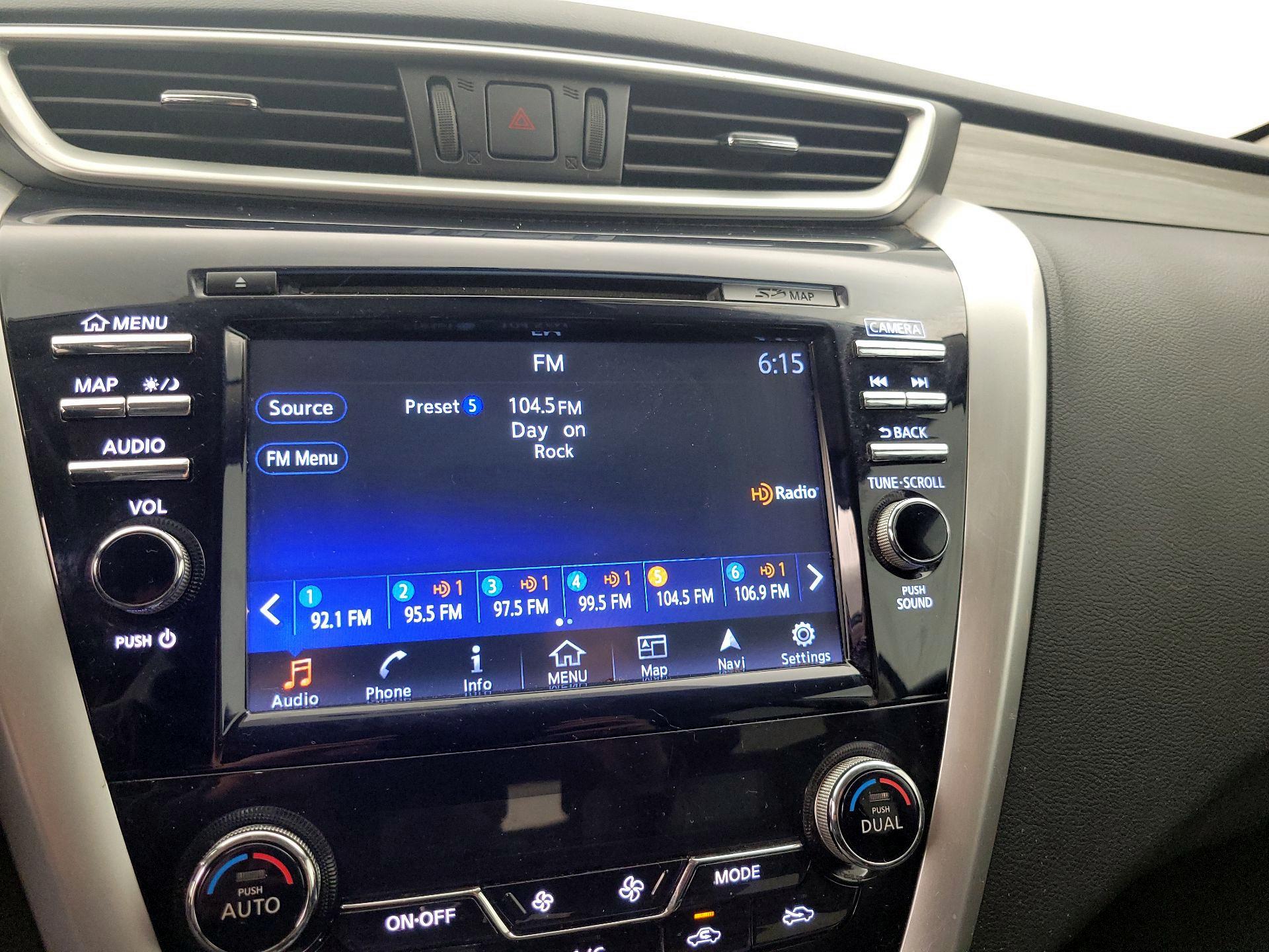 Thumbnail: 2017 Nissan Murano - 16