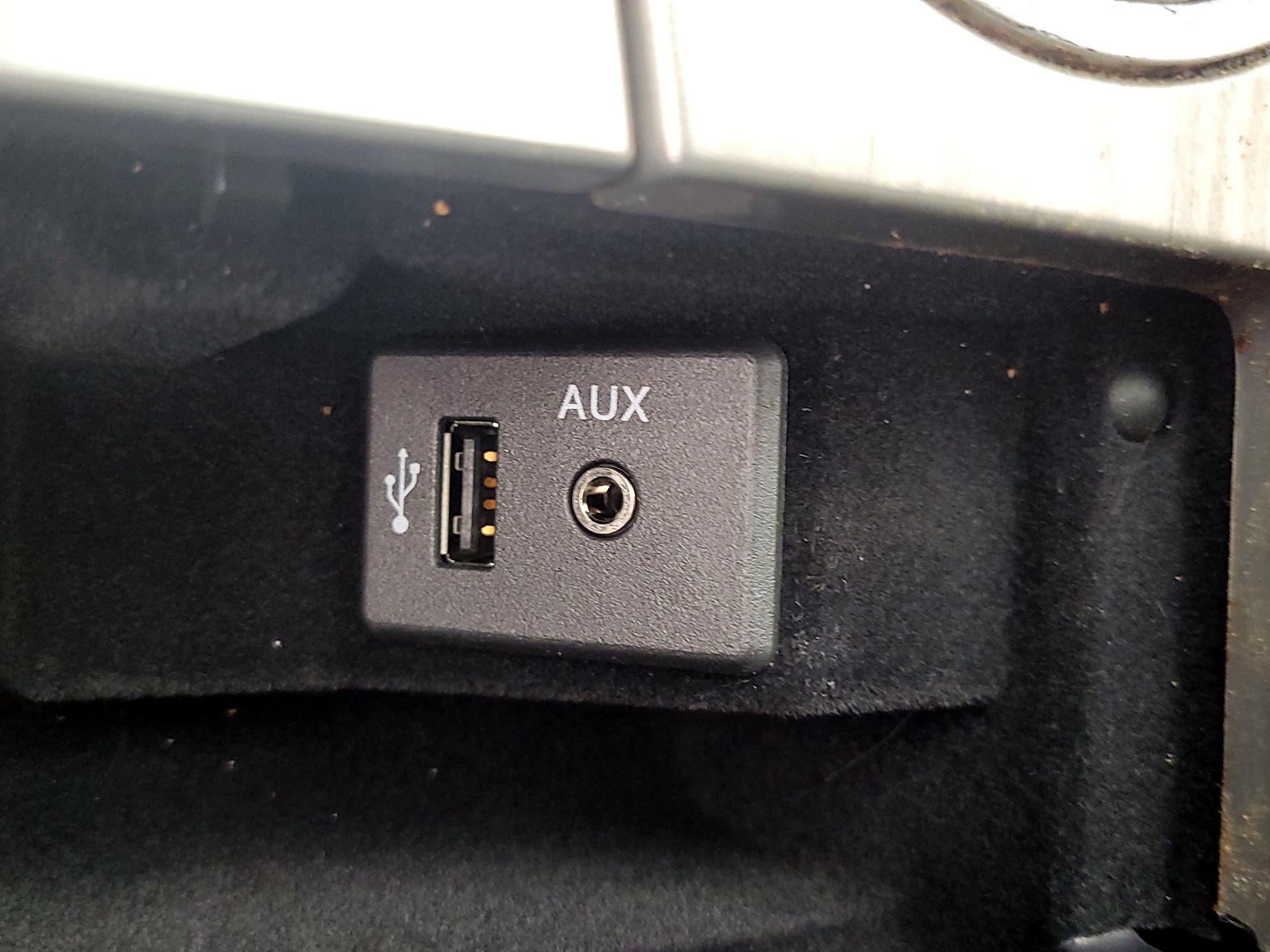 Thumbnail: 2017 Nissan Murano - 19