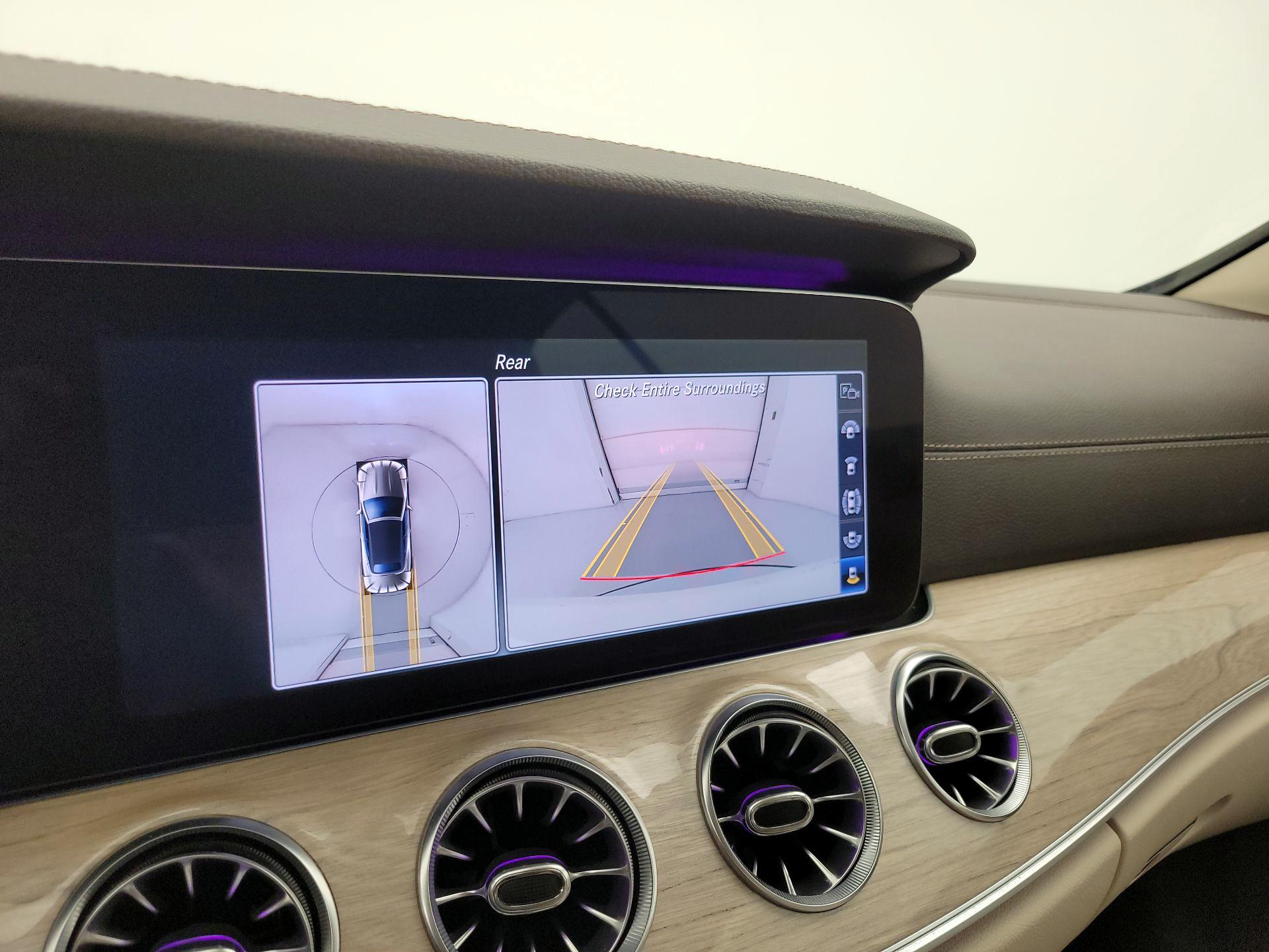 Thumbnail: 2020 Mercedes-Benz E-Class - 15