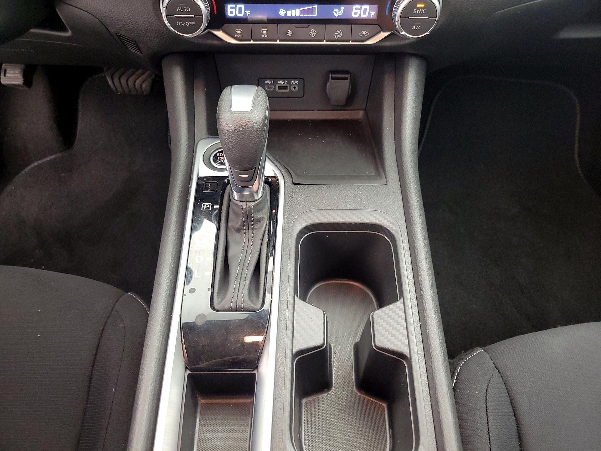 Thumbnail: 2023 Nissan Sentra - 17