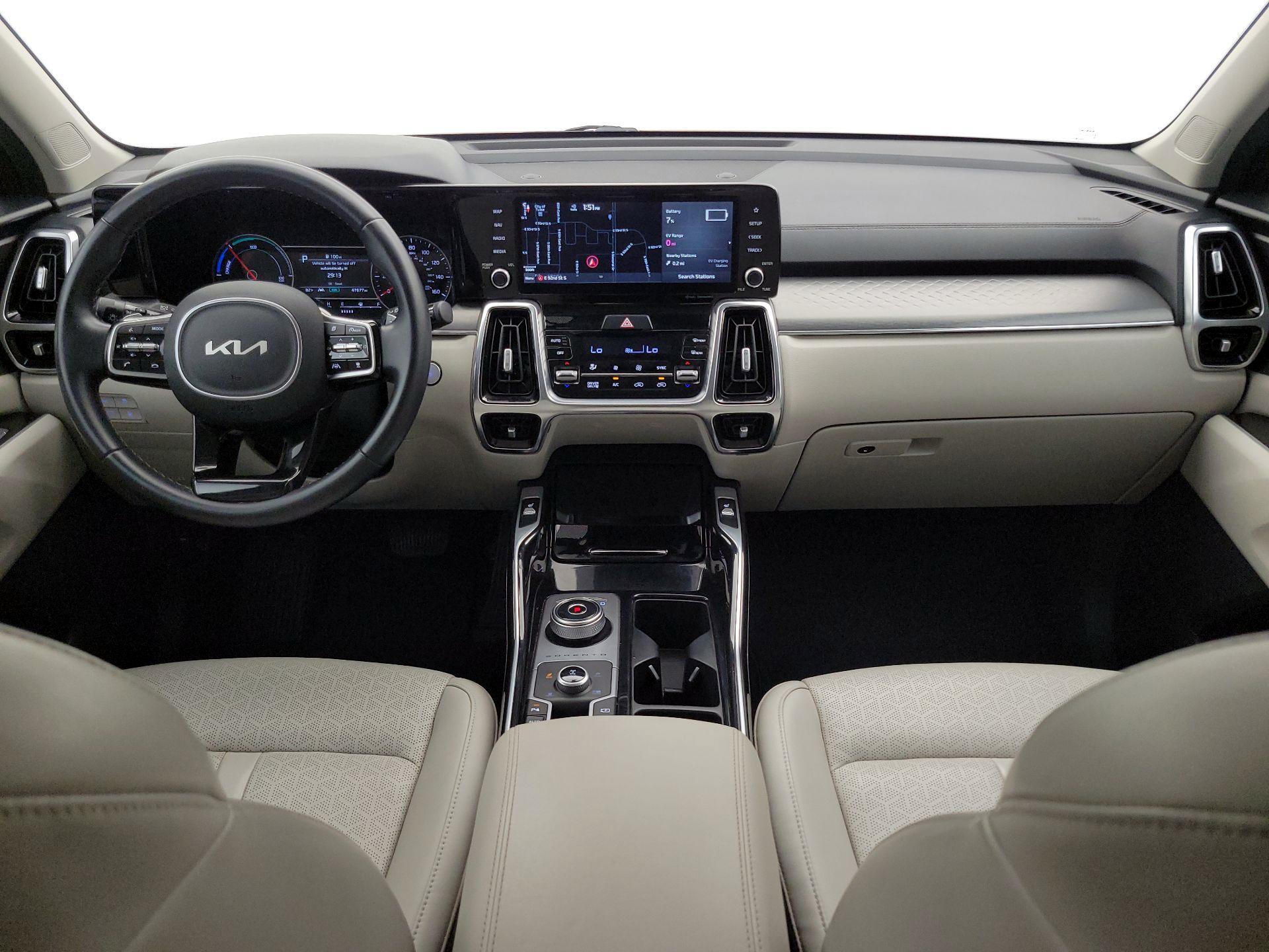 Thumbnail: 2022 Kia Sorento - 9