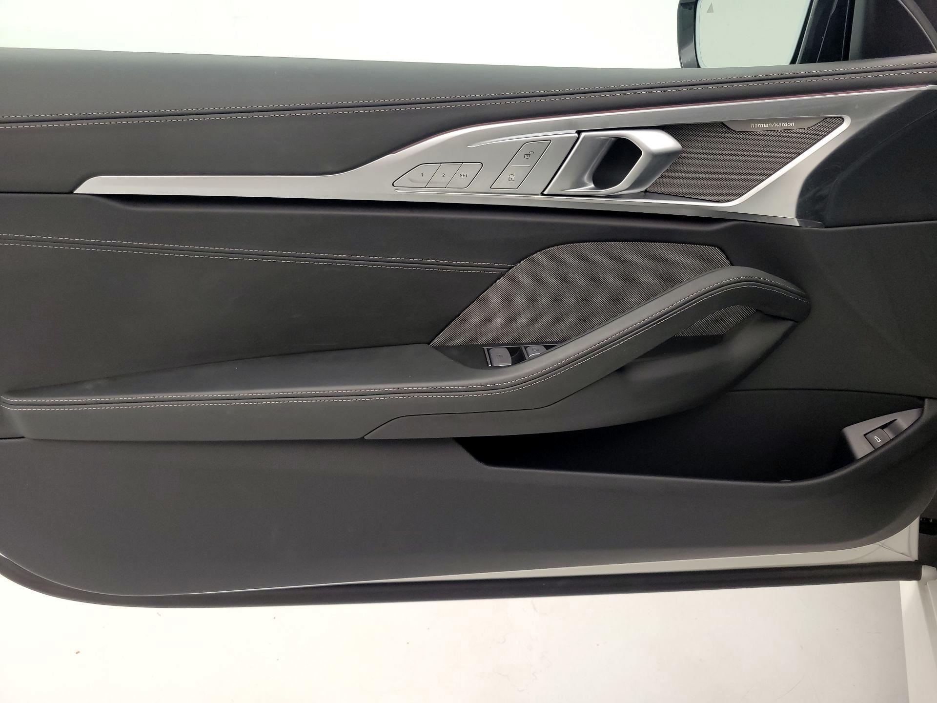 Thumbnail: 2025 BMW 8 Series - 12