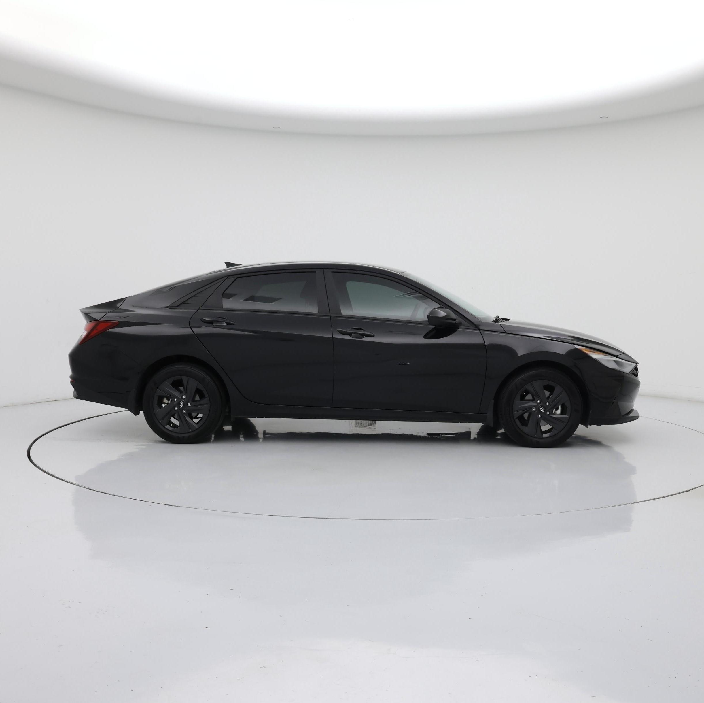 Thumbnail: 2023 Hyundai Elantra - 7