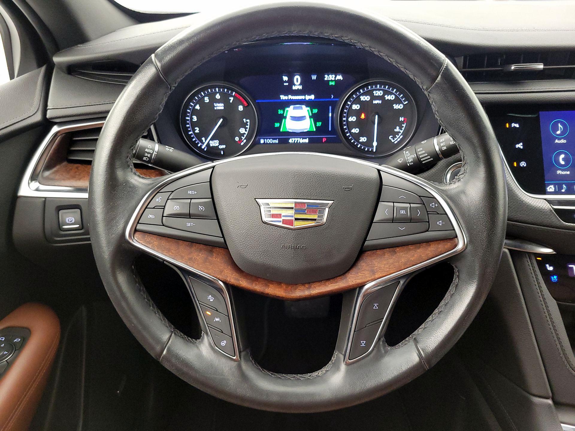 Thumbnail: 2021 Cadillac XT5 - 10