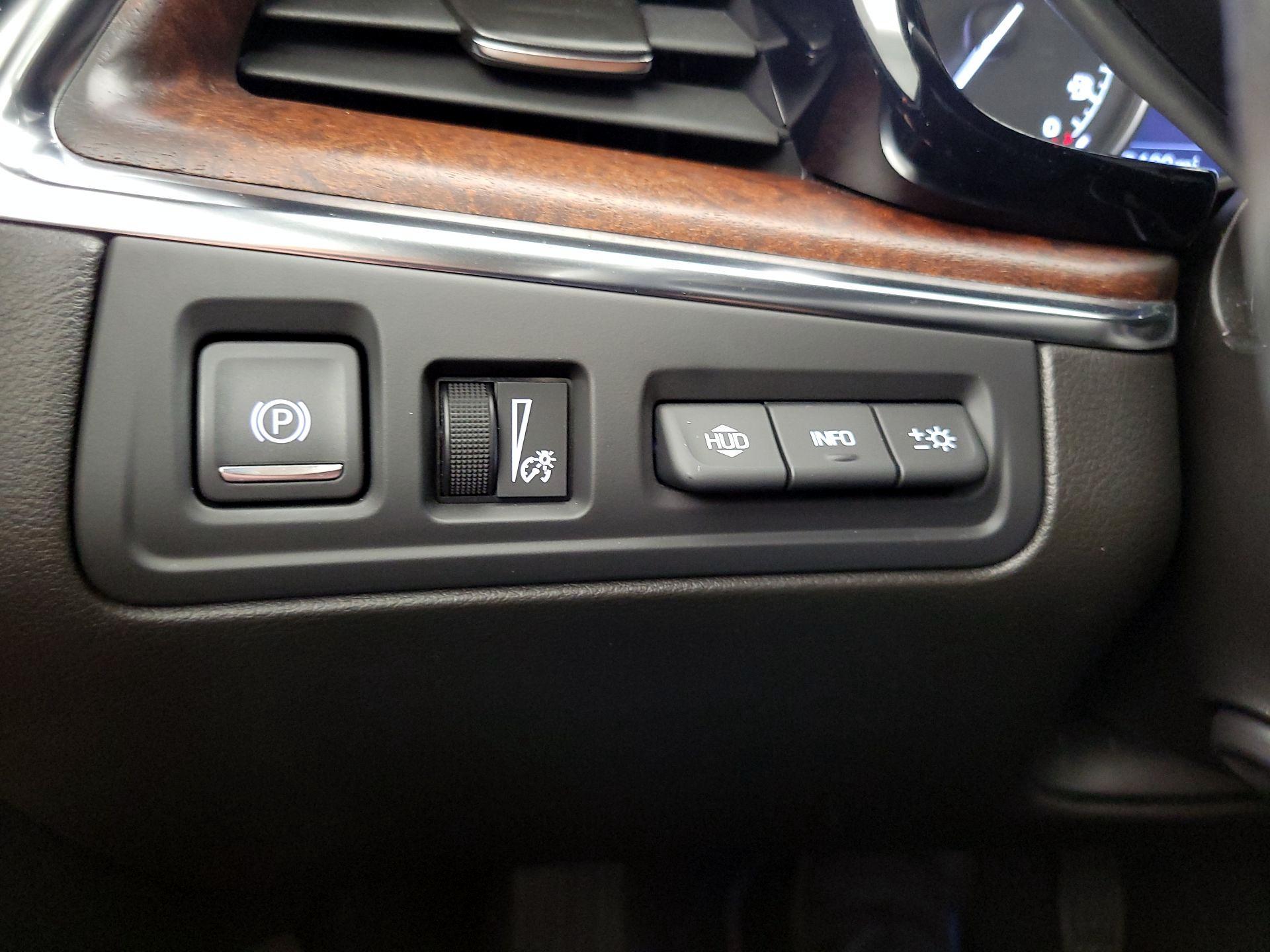 Thumbnail: 2021 Cadillac XT5 - 13