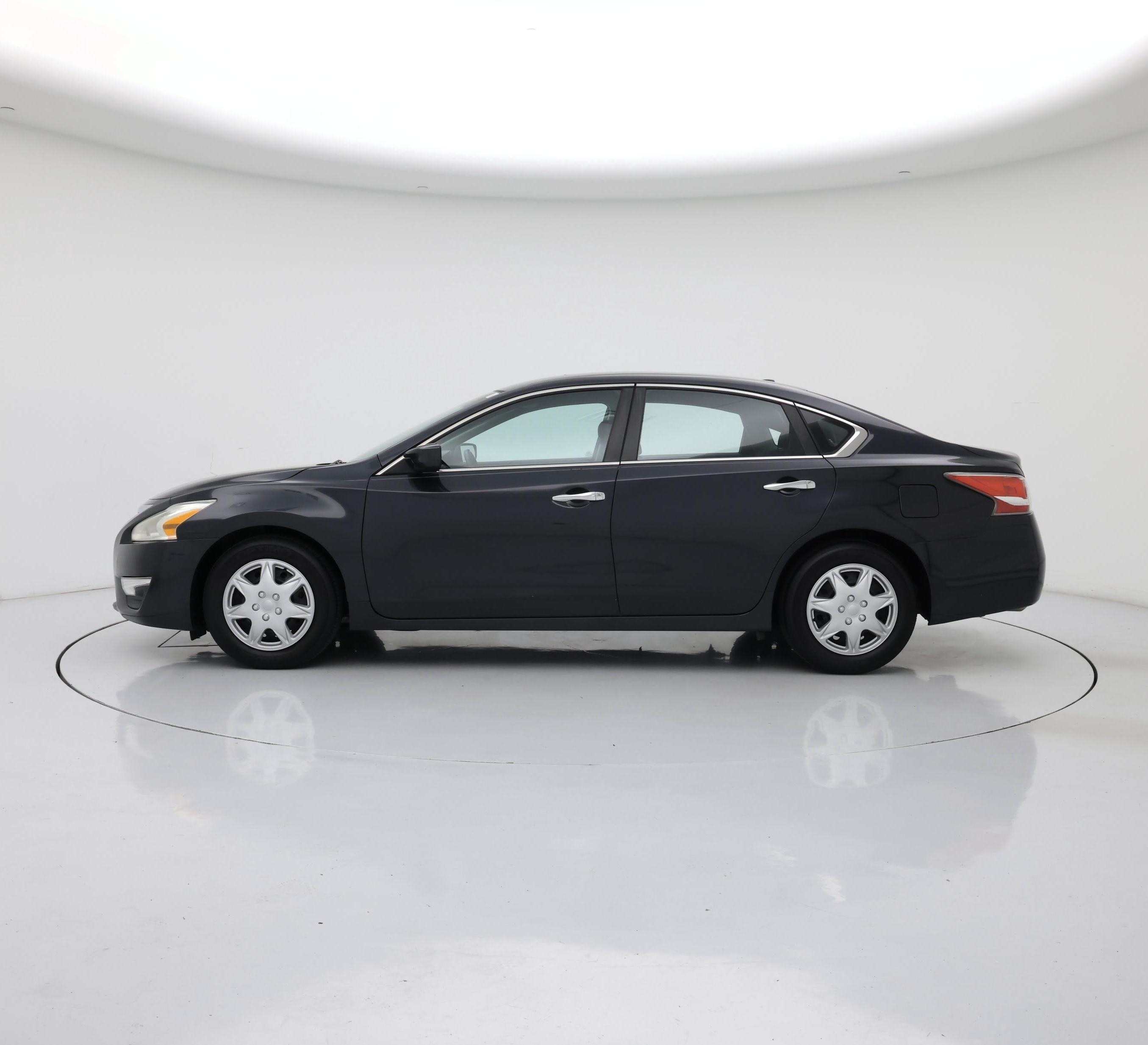 Thumbnail: 2015 Nissan Altima - 3