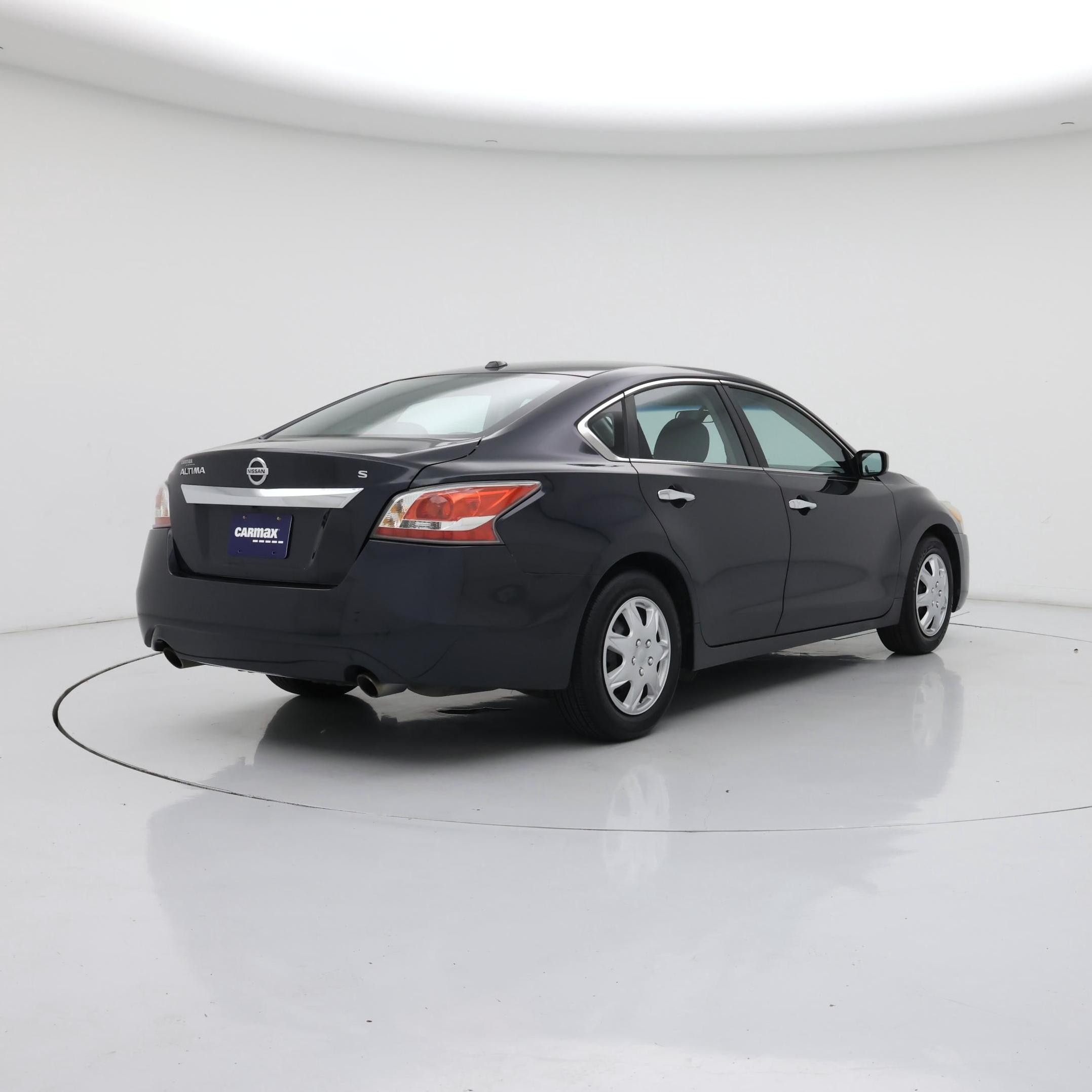 Thumbnail: 2015 Nissan Altima - 8