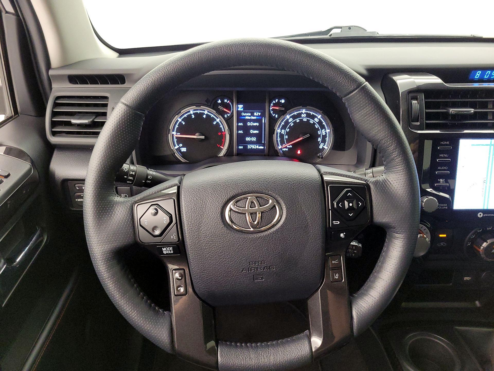 Thumbnail: 2023 Toyota 4Runner - 10