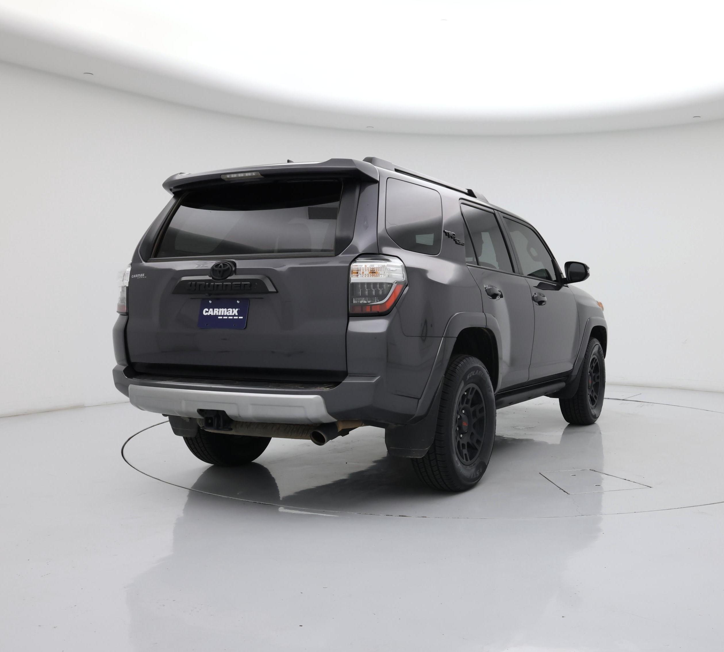 Thumbnail: 2023 Toyota 4Runner - 8