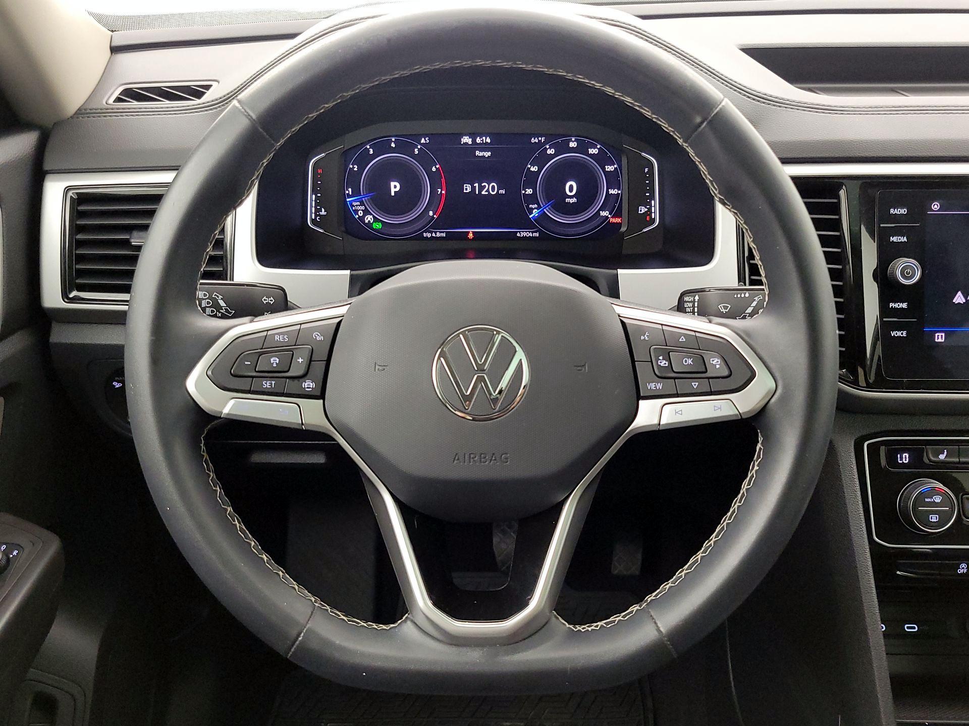 Thumbnail: 2023 Volkswagen Atlas - 10