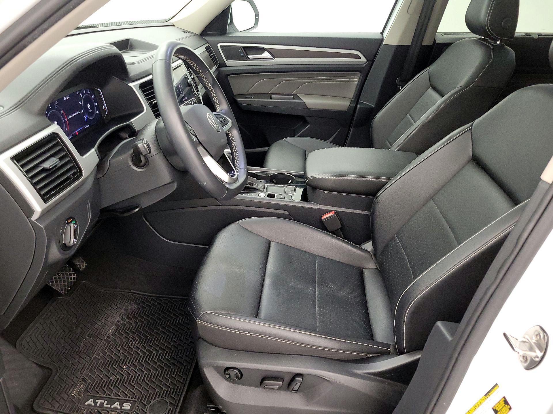 Thumbnail: 2023 Volkswagen Atlas - 11