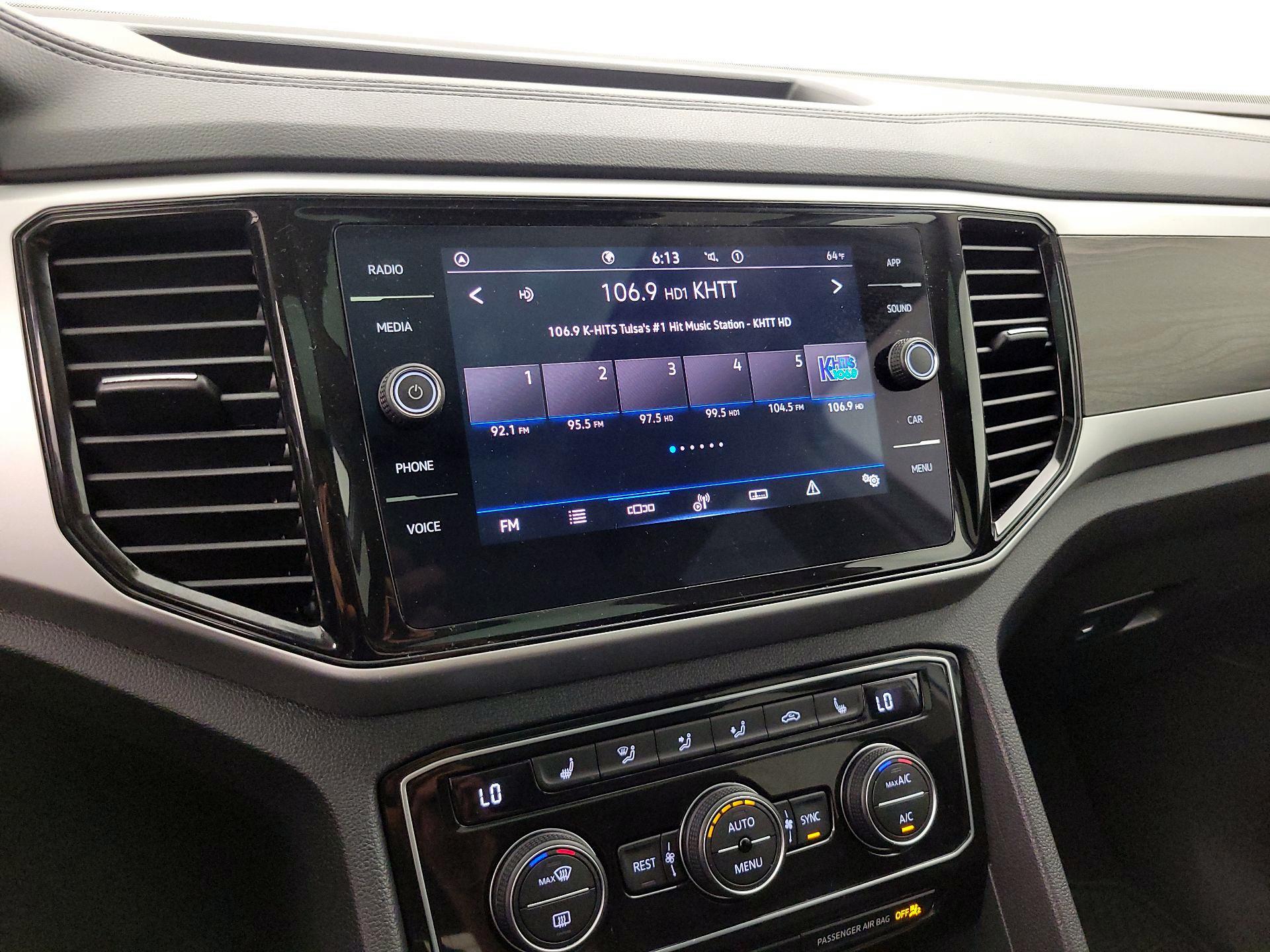 Thumbnail: 2023 Volkswagen Atlas - 15