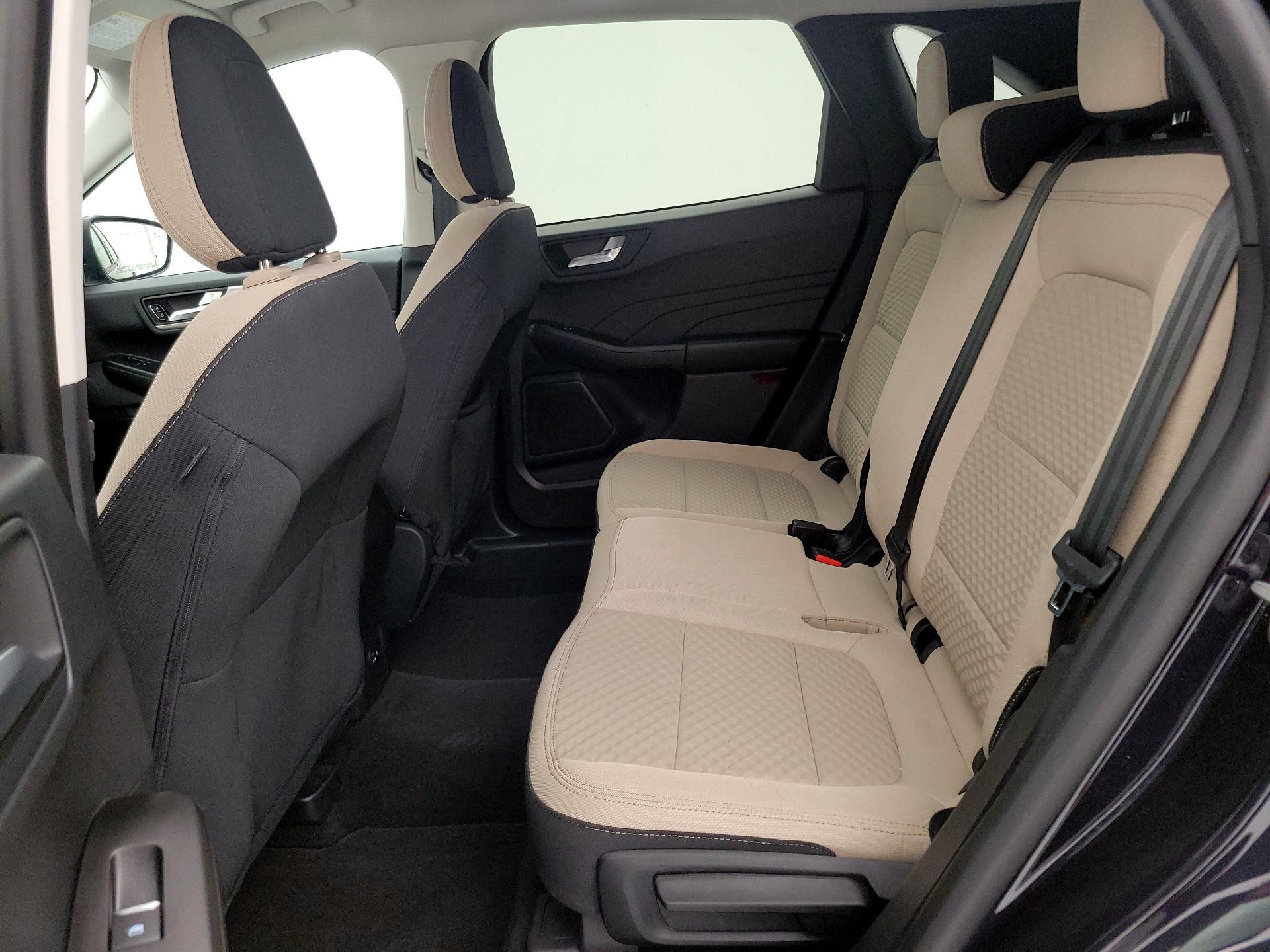 Thumbnail: 2021 Ford Escape - 19