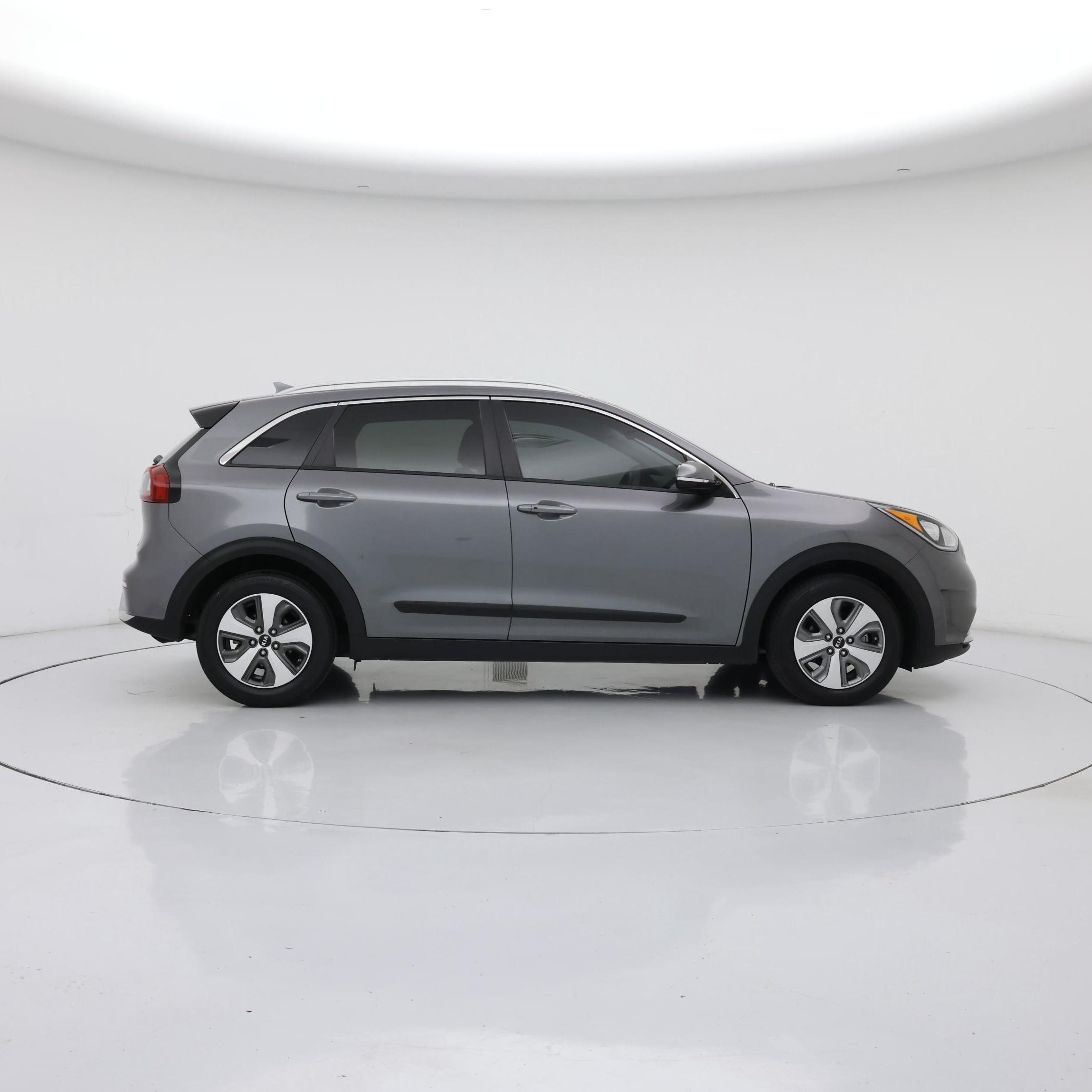 Thumbnail: 2018 Kia Niro - 7