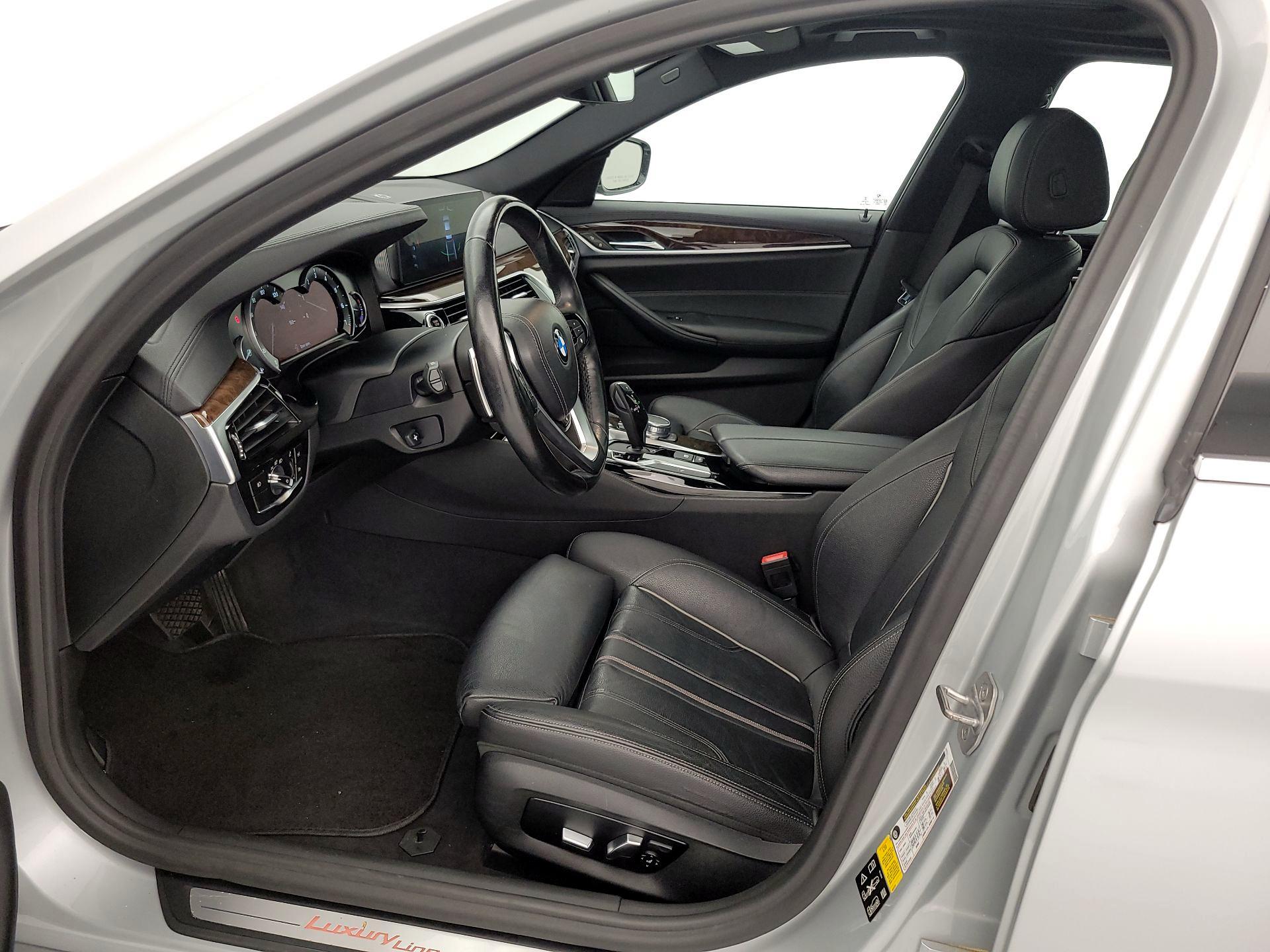 Thumbnail: 2017 BMW 5 Series - 11