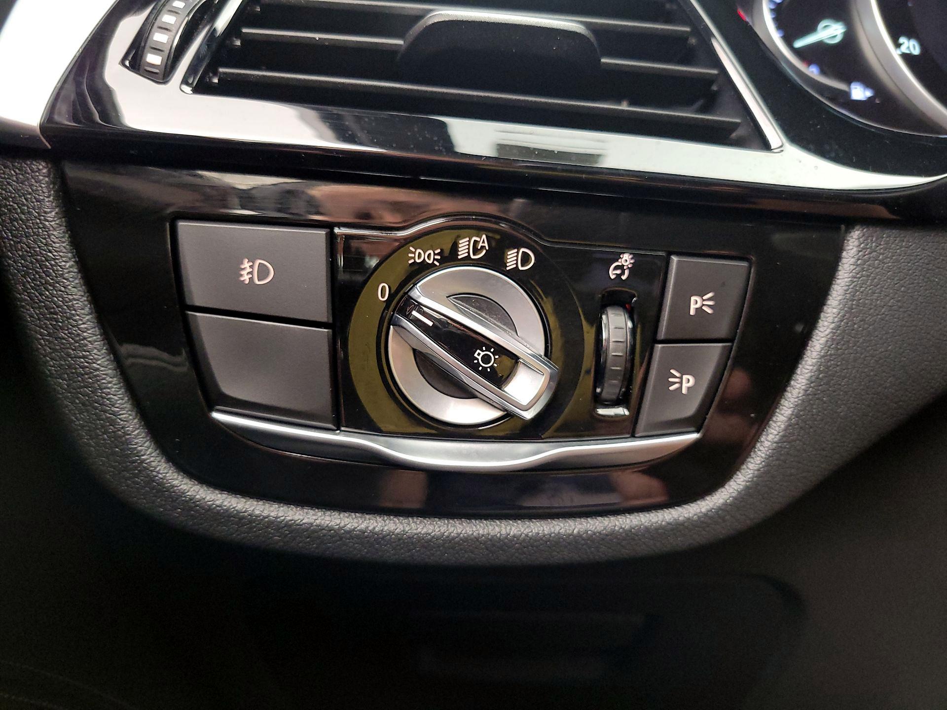 Thumbnail: 2017 BMW 5 Series - 13