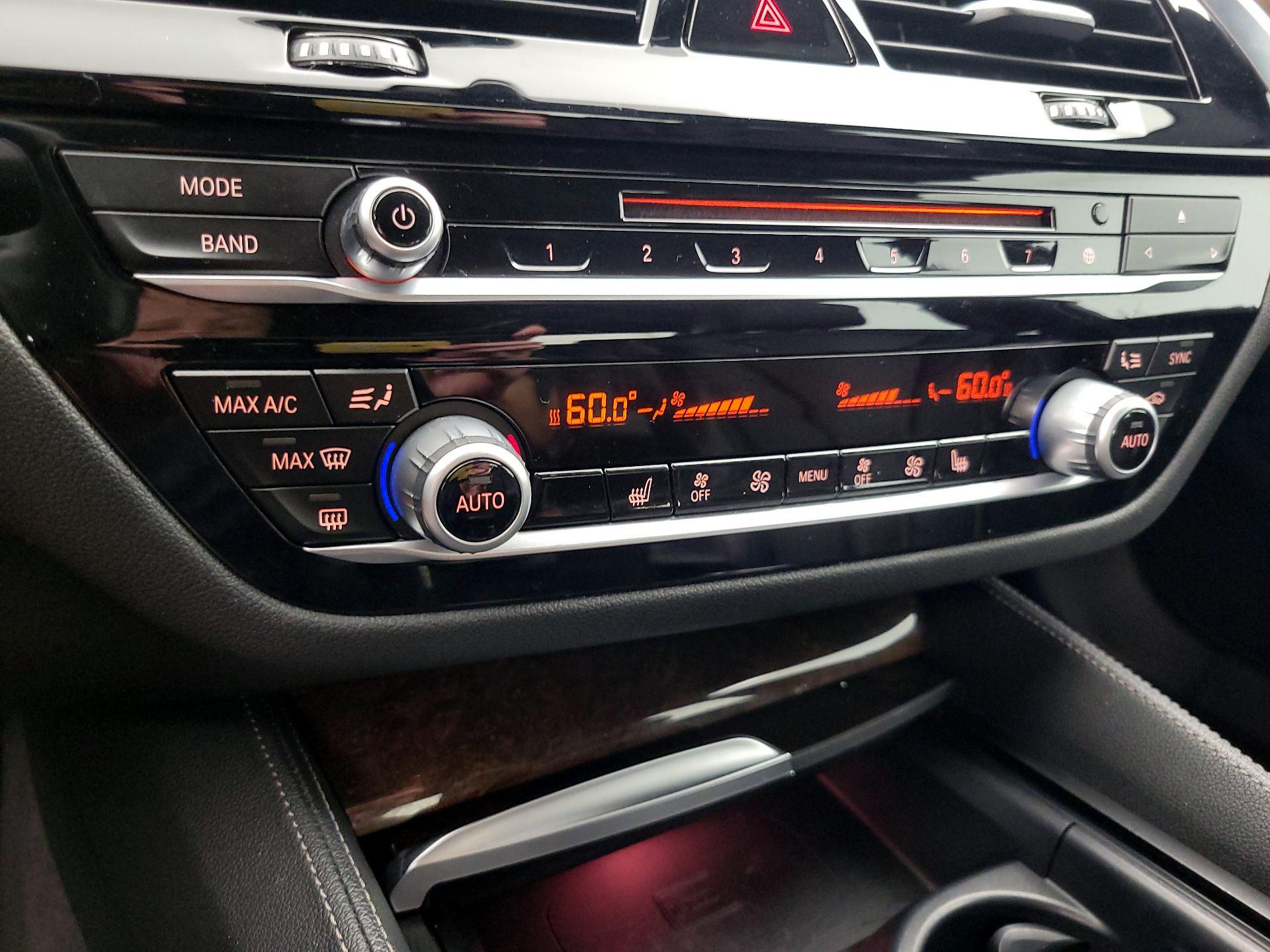 Thumbnail: 2017 BMW 5 Series - 17