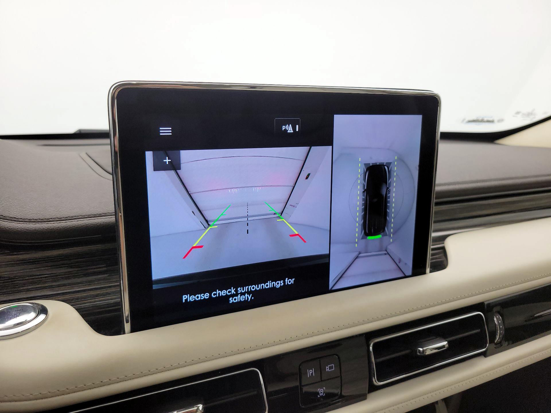 Thumbnail: 2020 Lincoln Aviator - 15