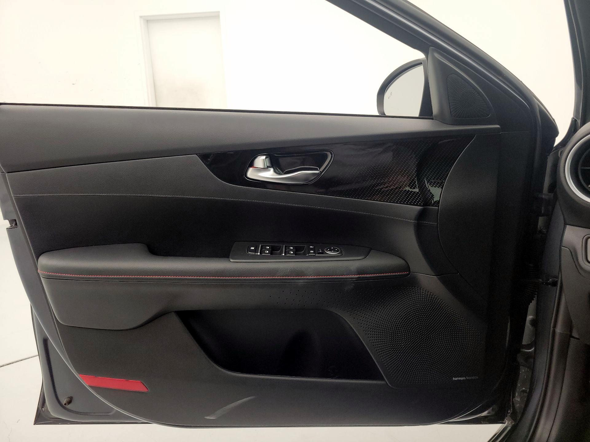 Thumbnail: 2023 Kia Forte - 12