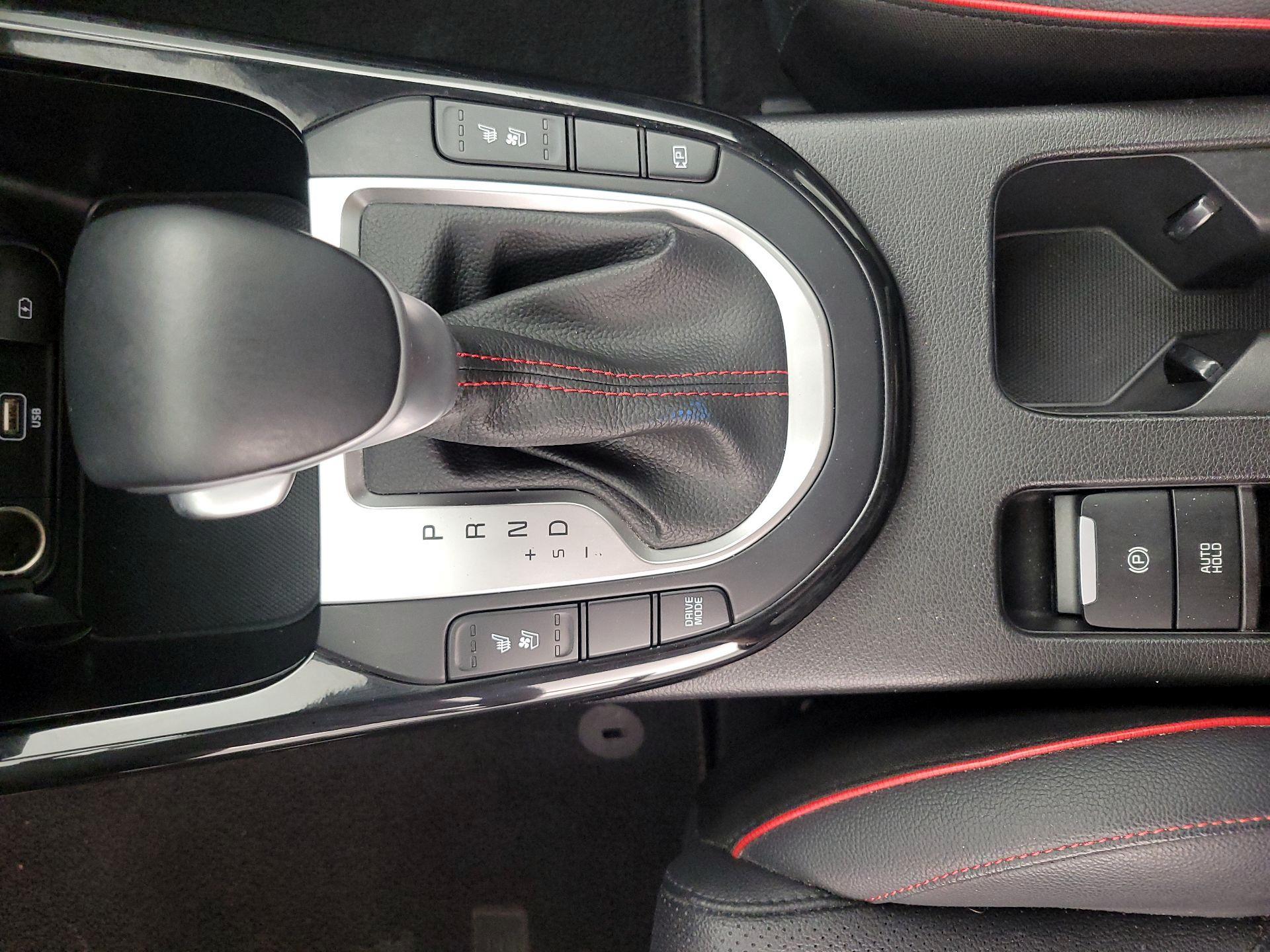 Thumbnail: 2023 Kia Forte - 18