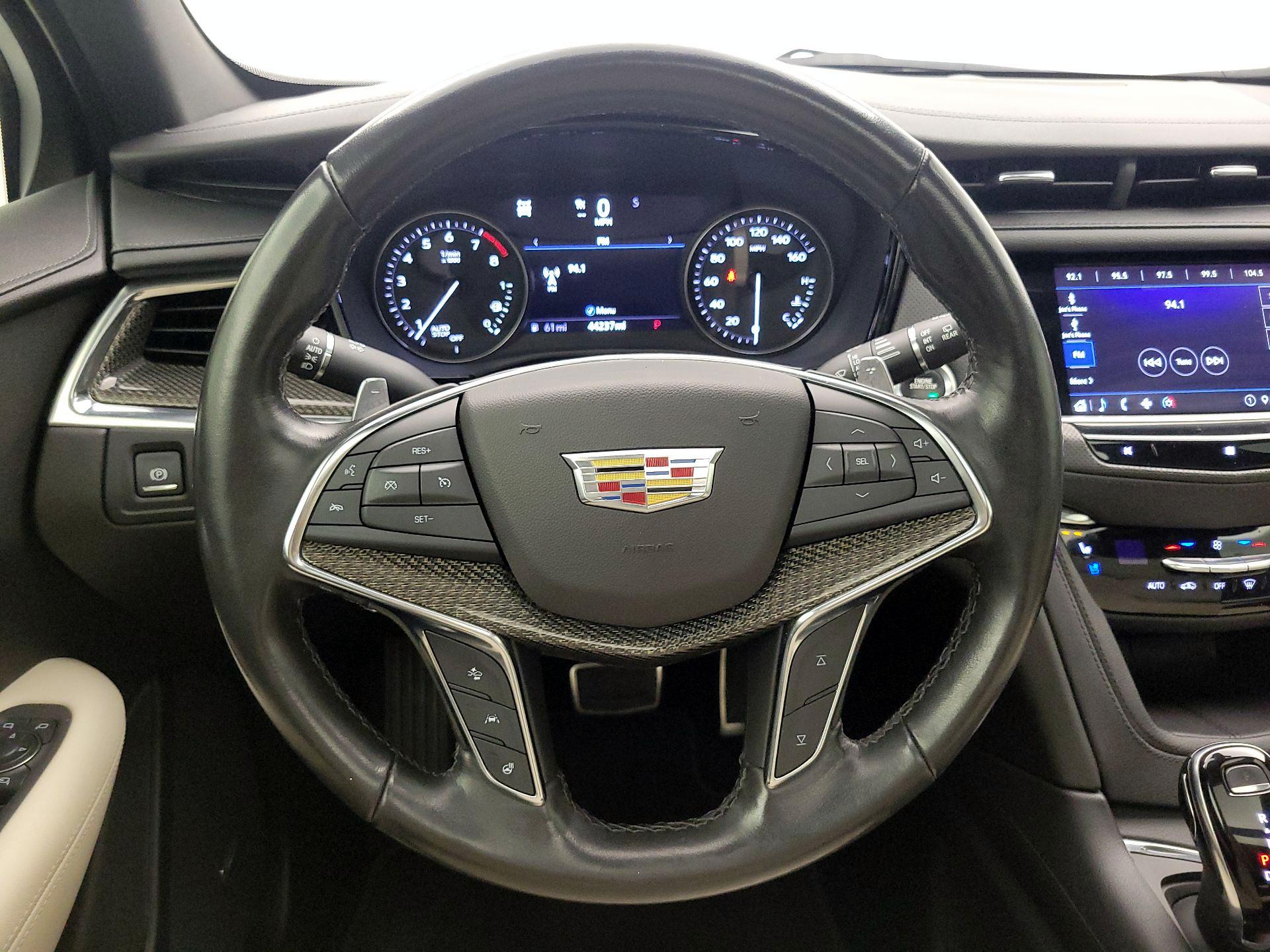 Thumbnail: 2020 Cadillac XT5 - 10