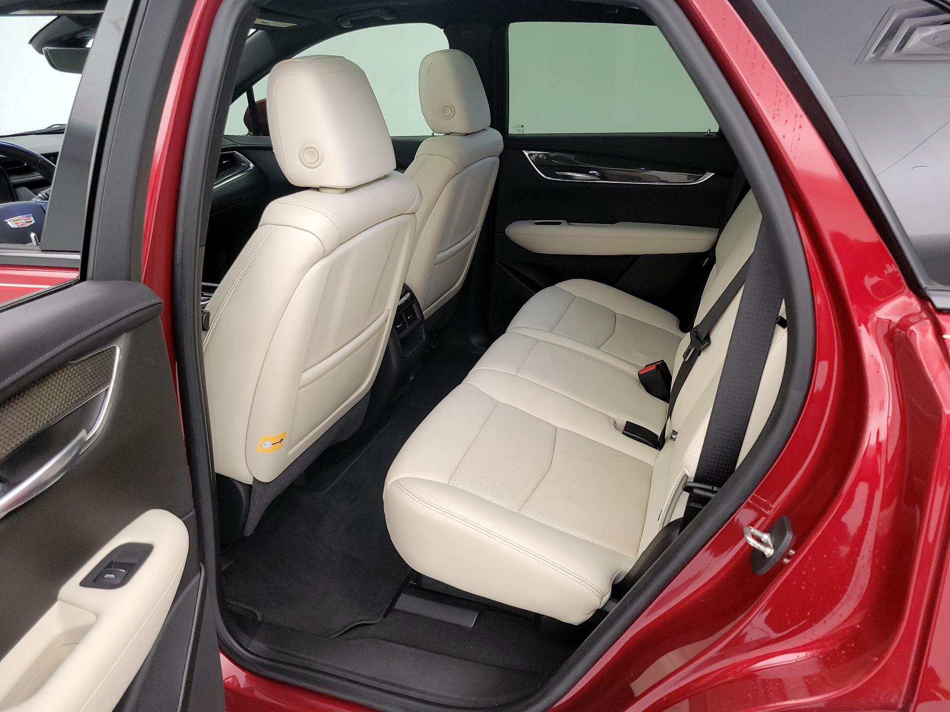 Thumbnail: 2020 Cadillac XT5 - 20