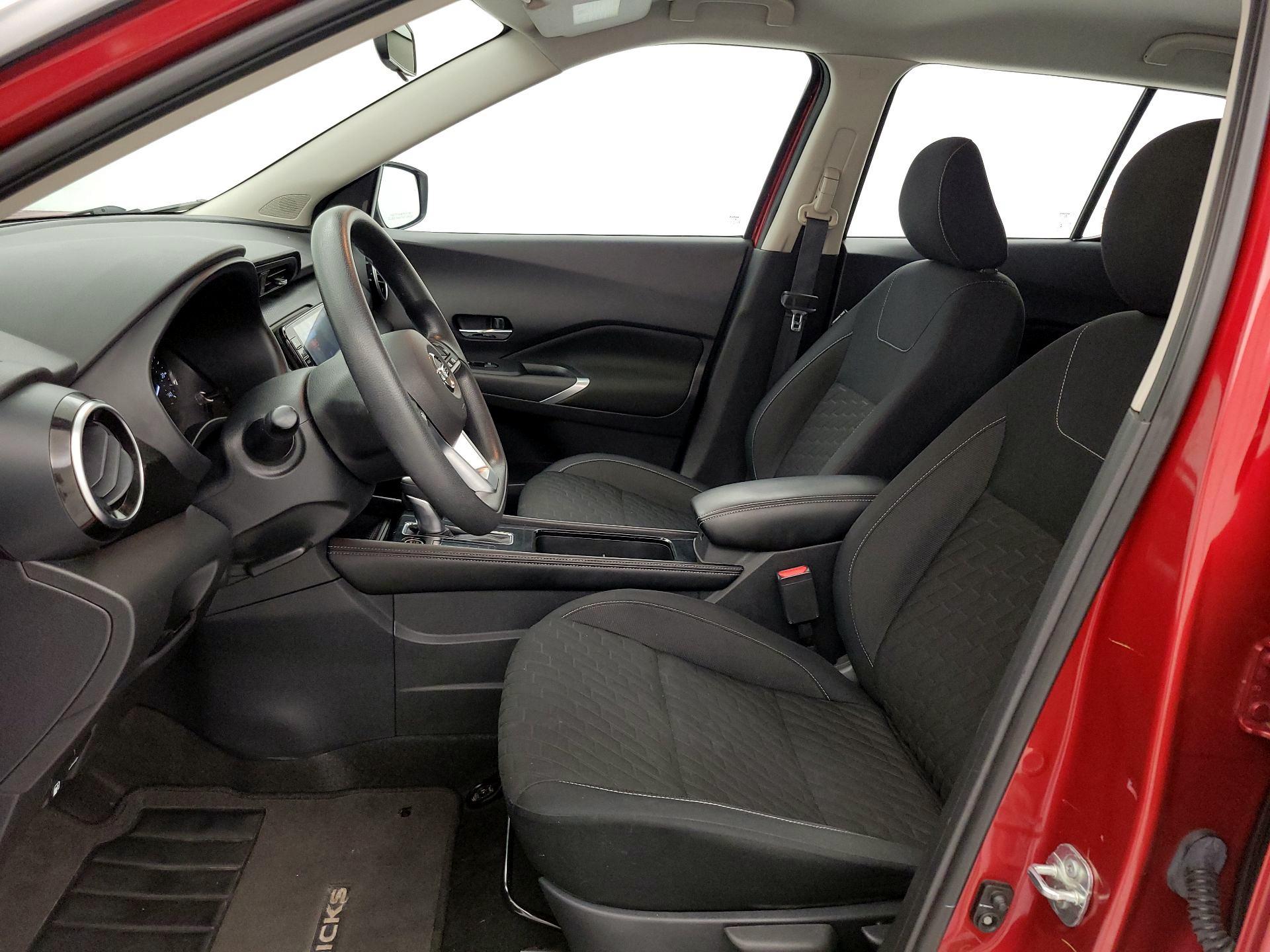 Thumbnail: 2021 Nissan Kicks - 11