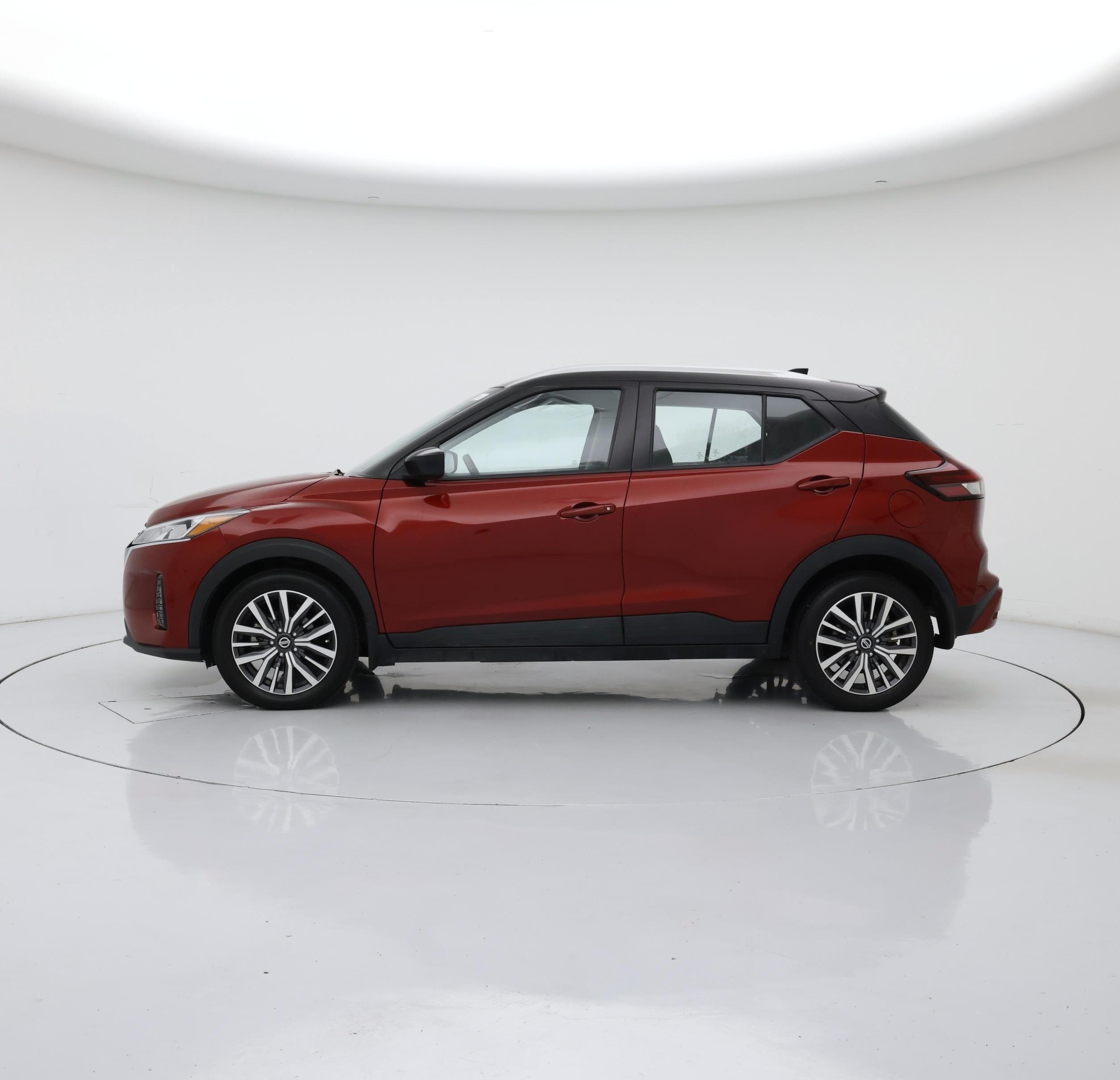 Thumbnail: 2021 Nissan Kicks - 3