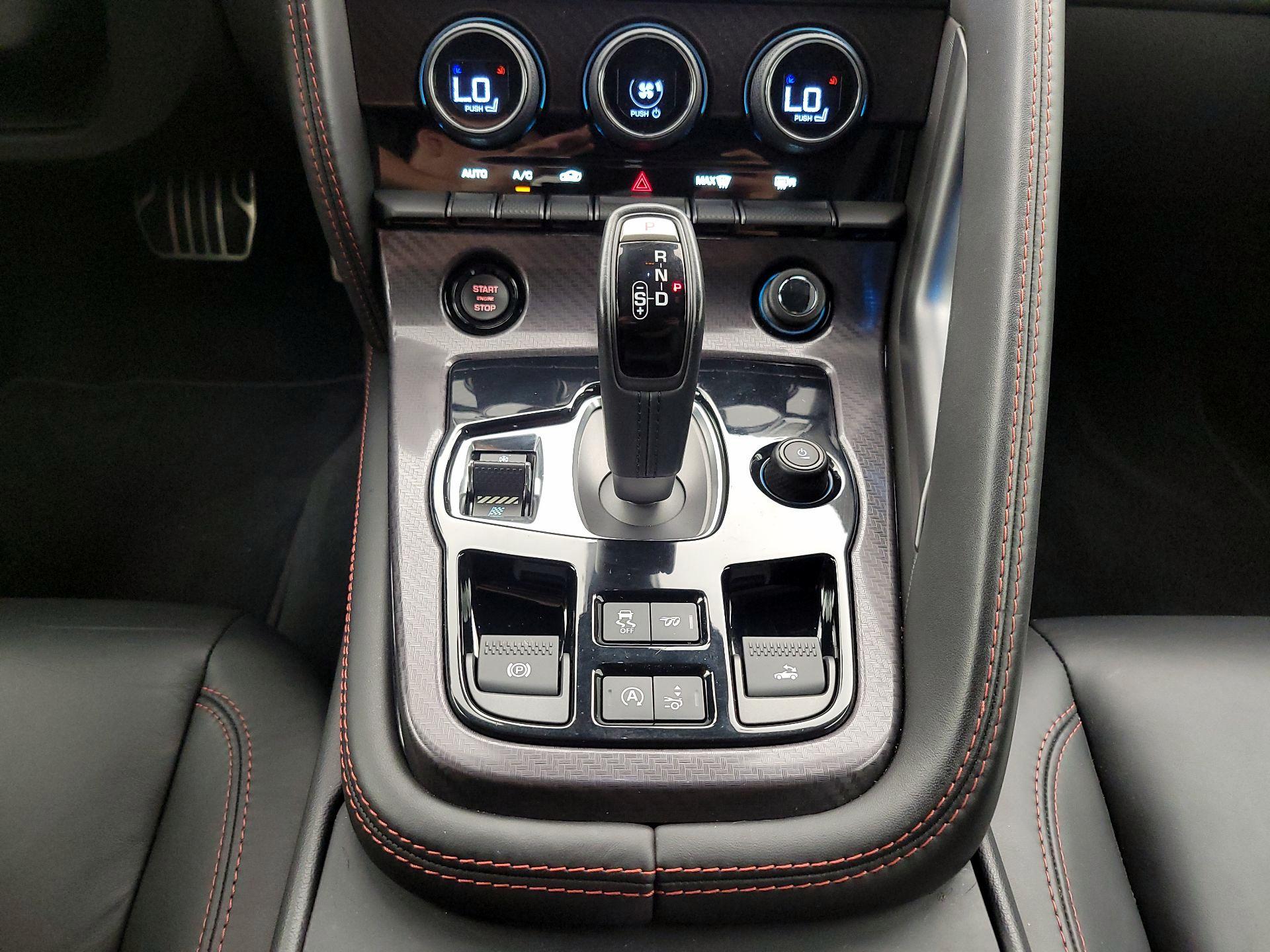 Thumbnail: 2016 Jaguar F-Type - 18