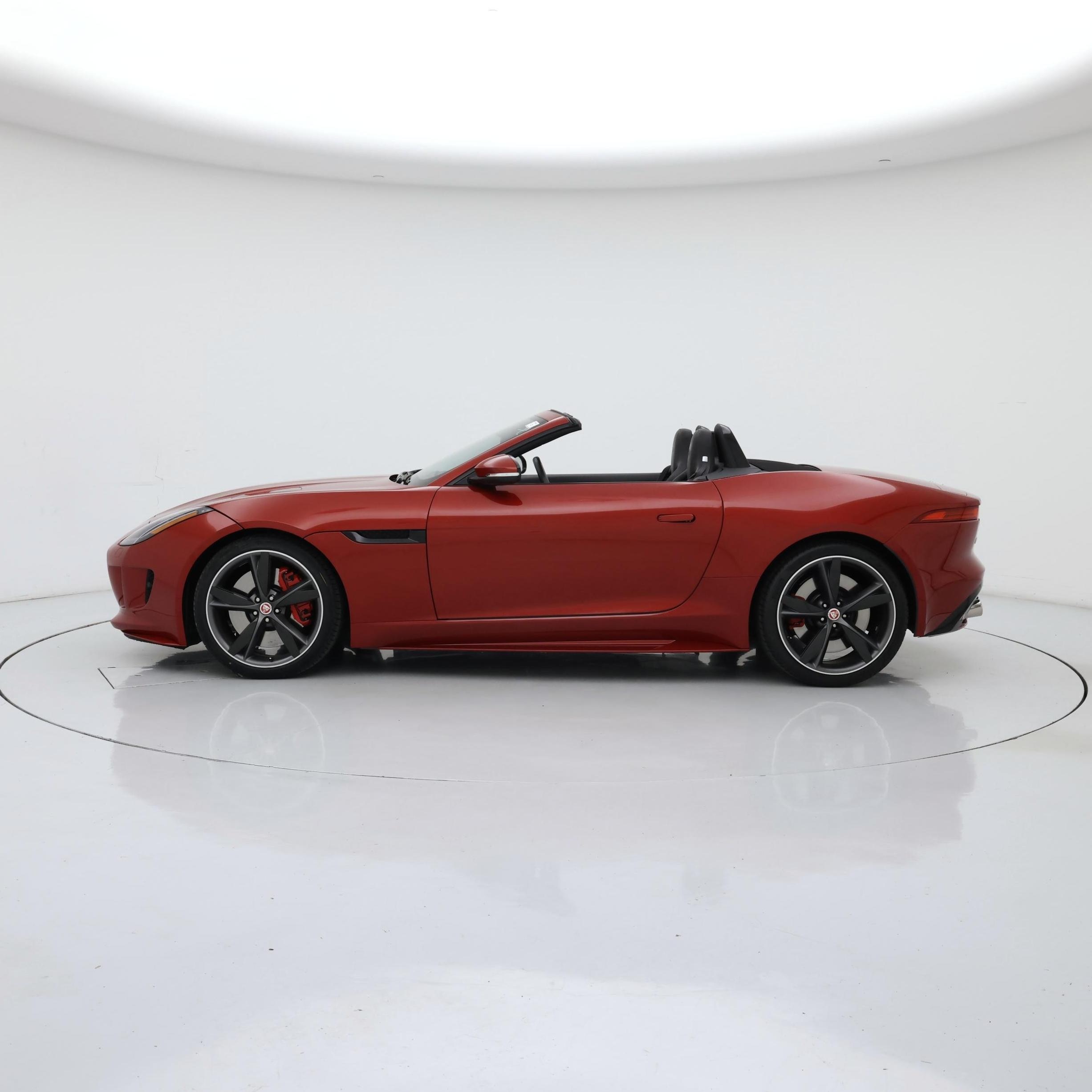 Thumbnail: 2016 Jaguar F-Type - 3