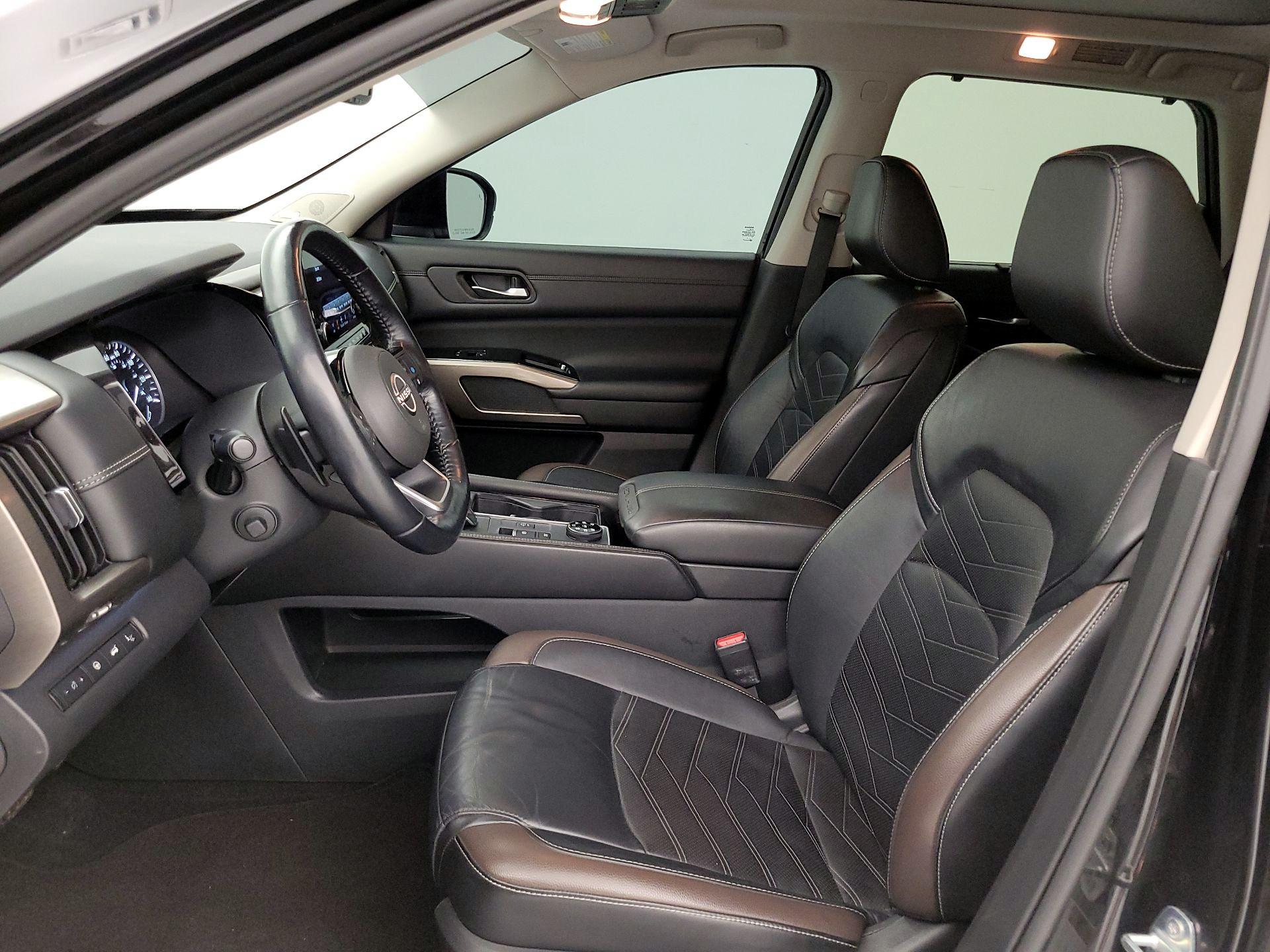 Thumbnail: 2022 Nissan Pathfinder - 11