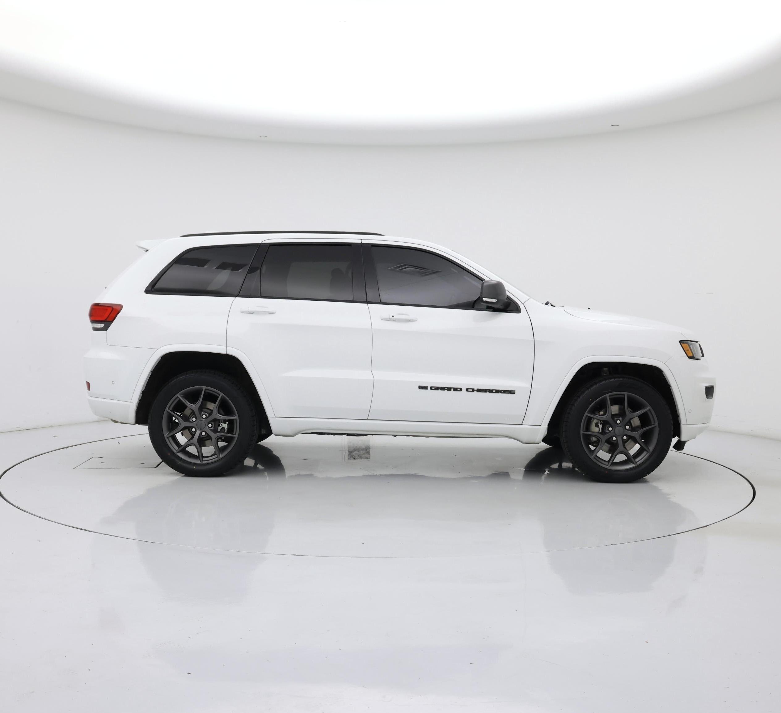 Thumbnail: 2021 Jeep Grand Cherokee - 7