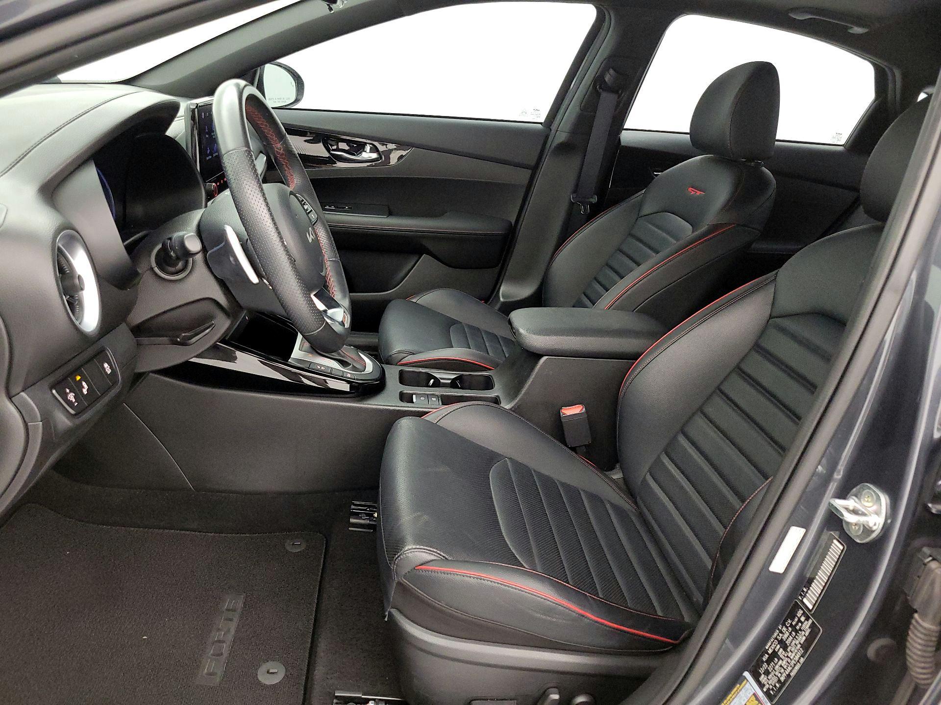 Thumbnail: 2023 Kia Forte - 11