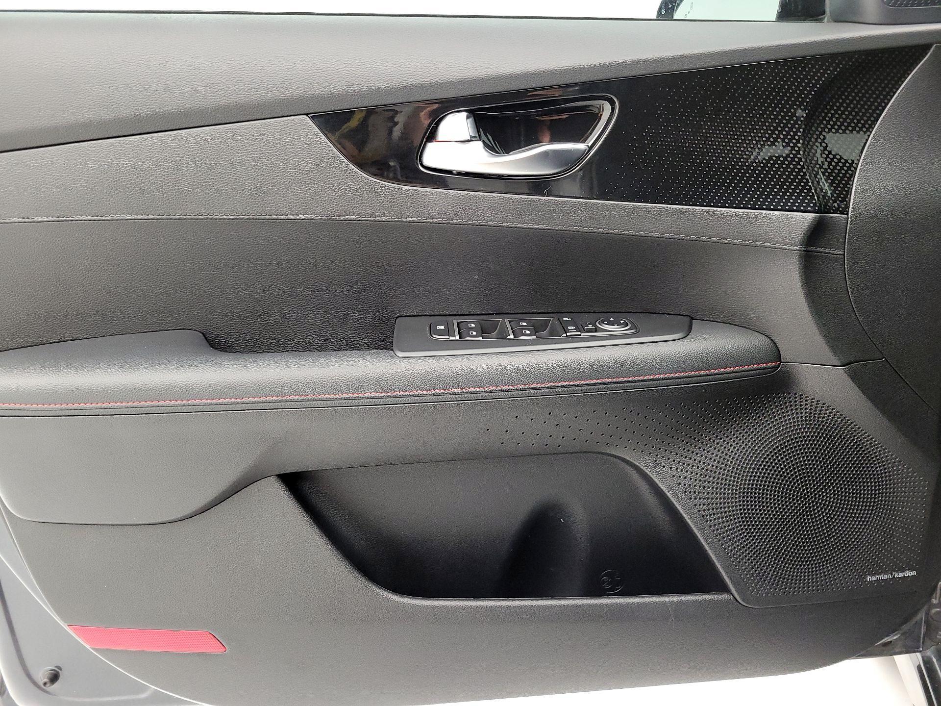 Thumbnail: 2023 Kia Forte - 12