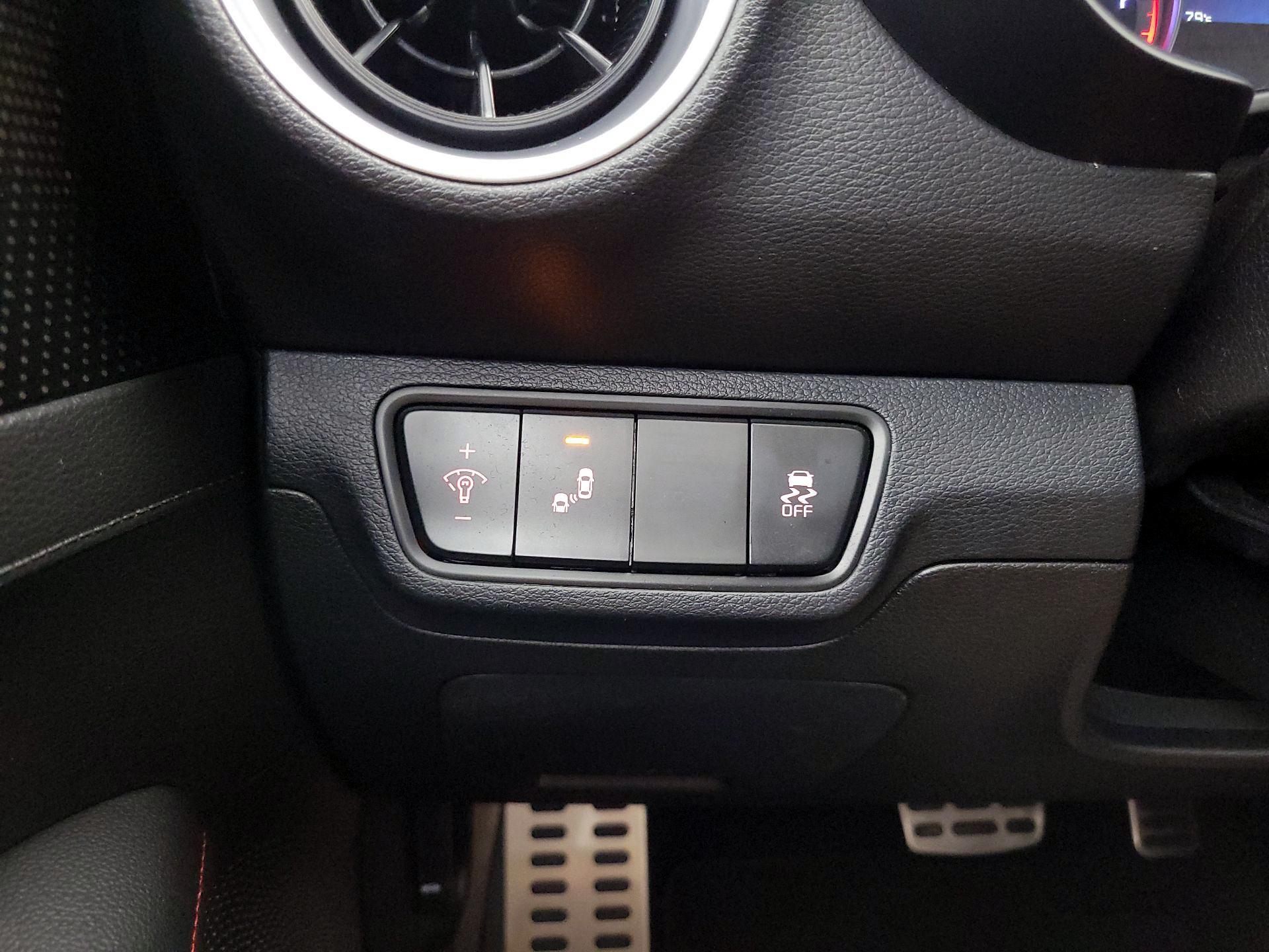 Thumbnail: 2023 Kia Forte - 13