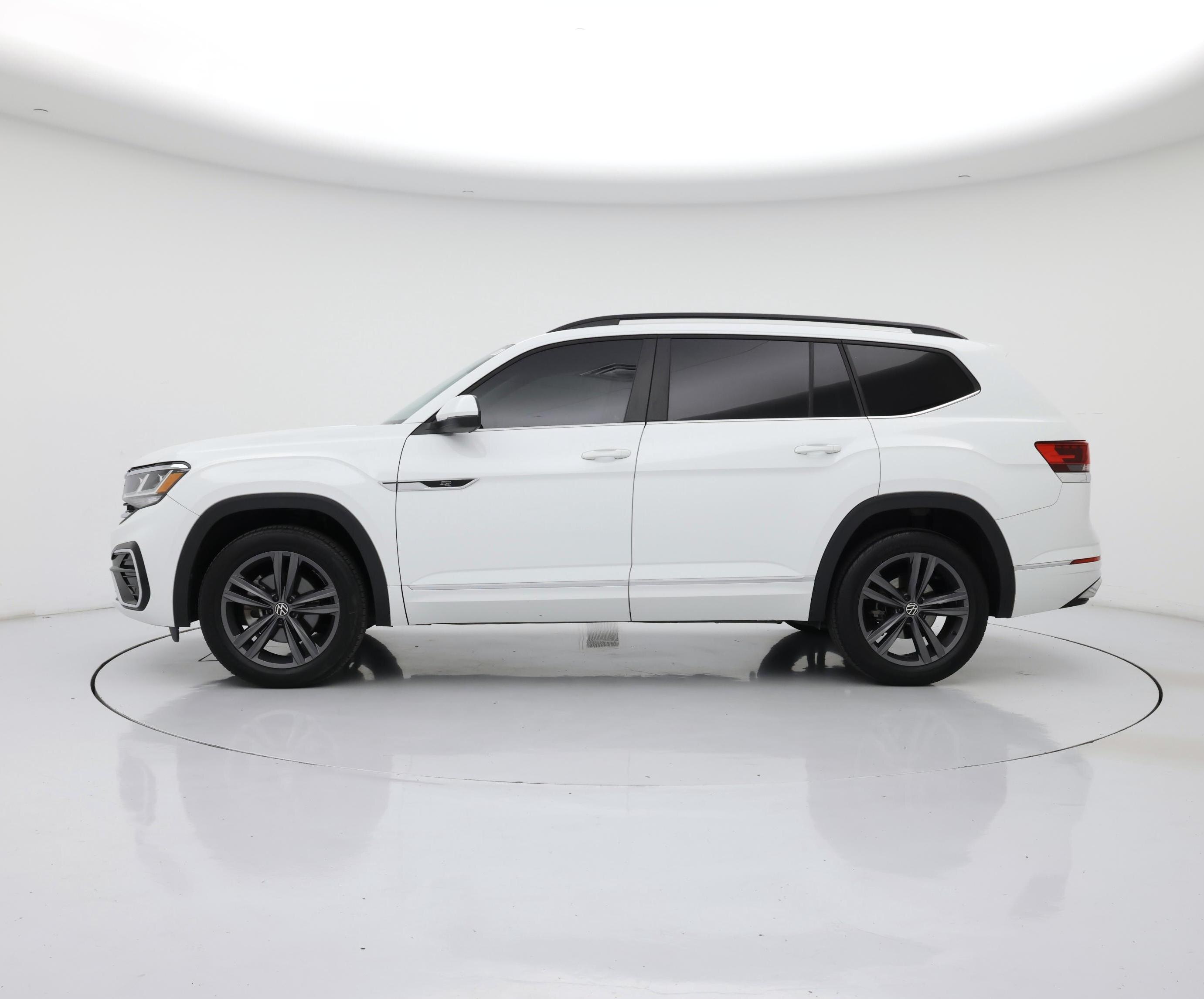 Thumbnail: 2021 Volkswagen Atlas - 3