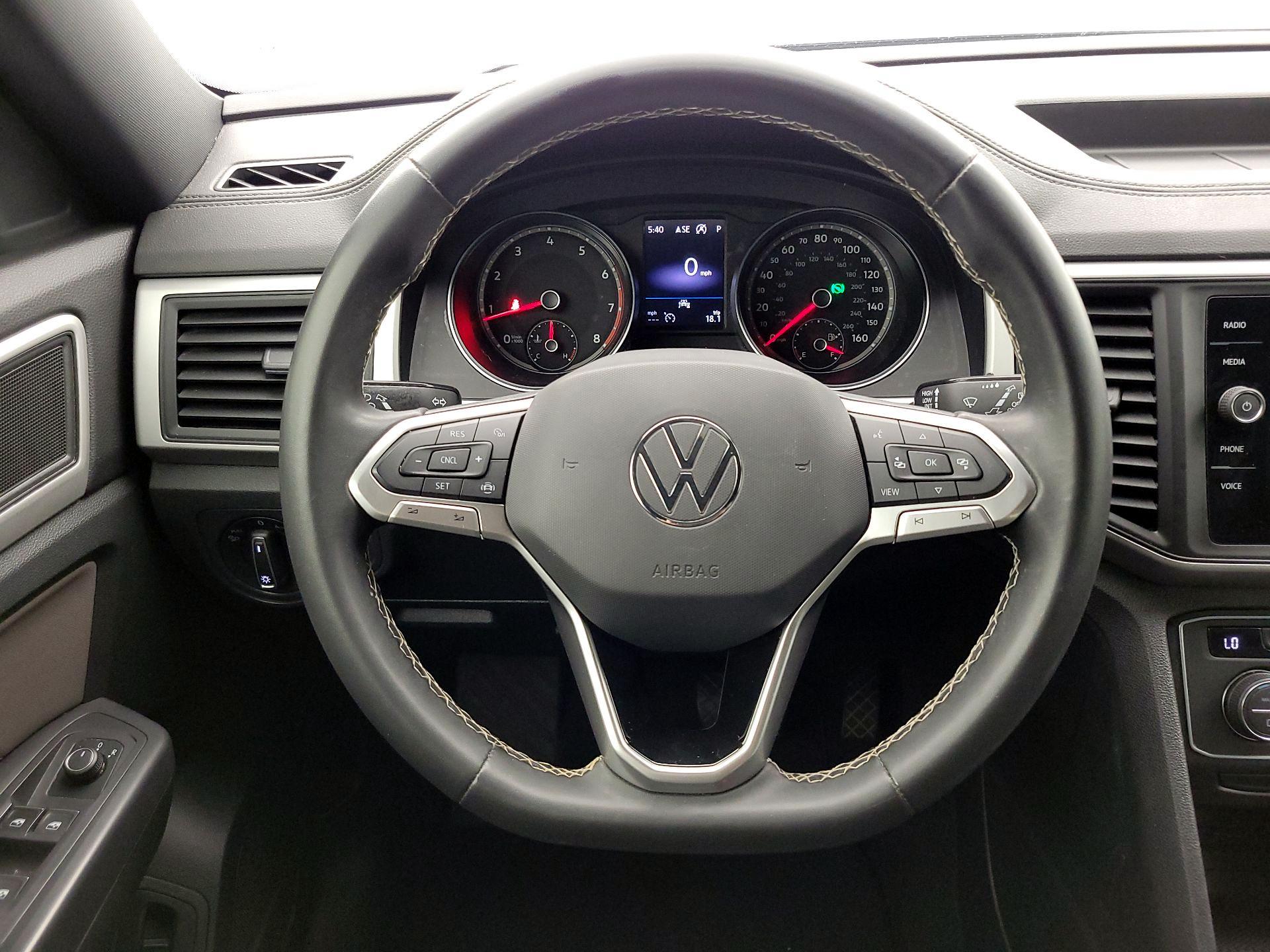 Thumbnail: 2021 Volkswagen Atlas - 10