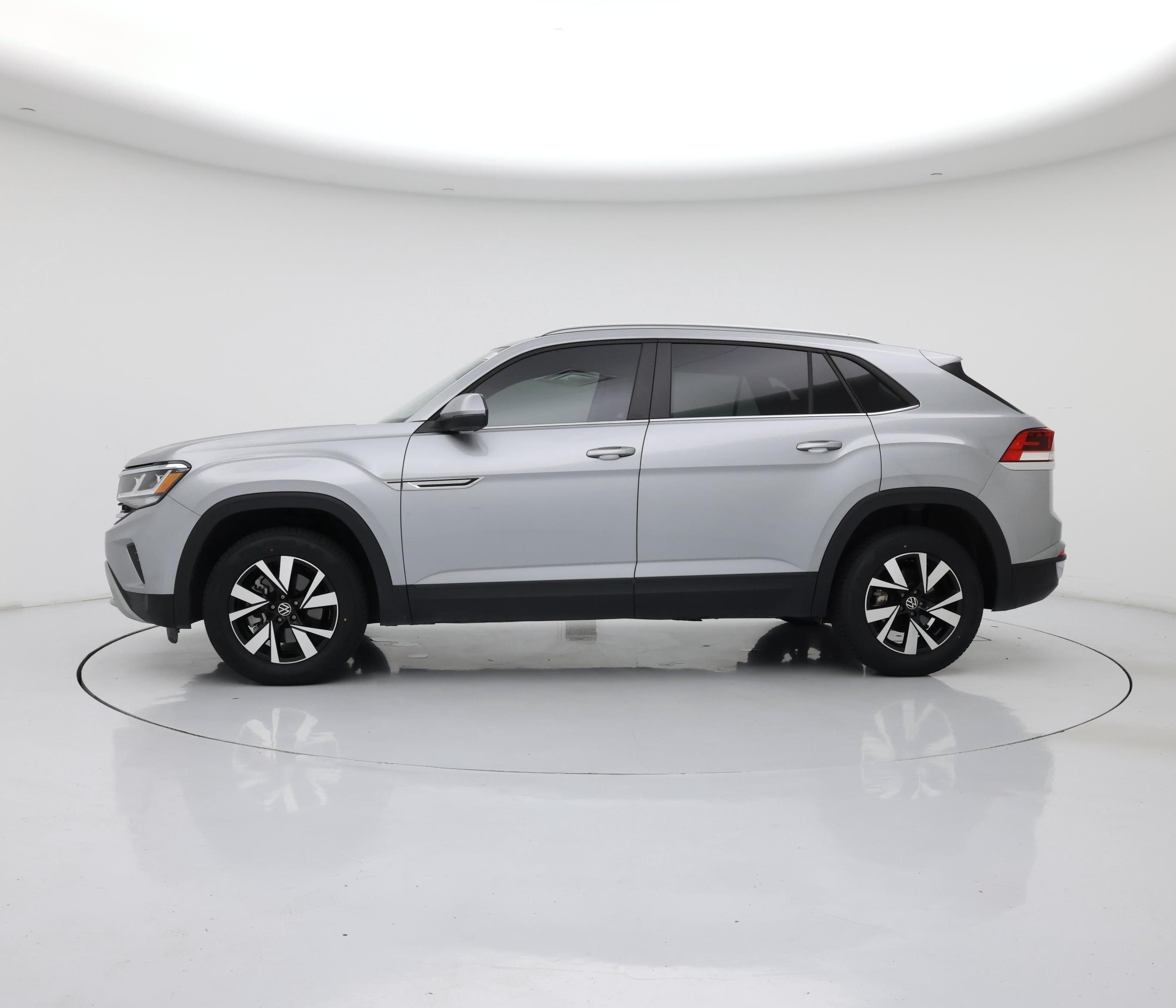 Thumbnail: 2021 Volkswagen Atlas - 3