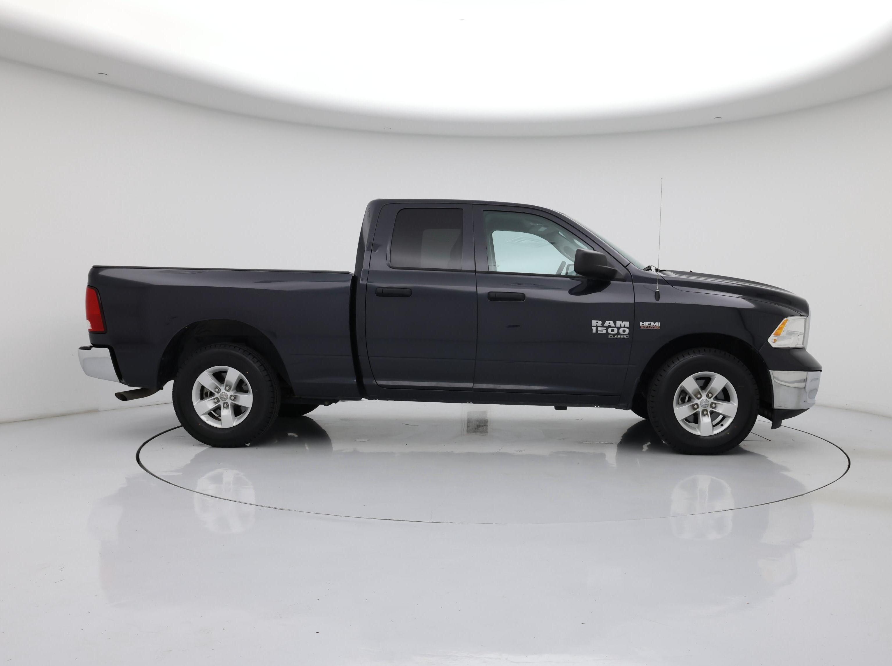 Thumbnail: 2021 RAM 1500 Classic - 7