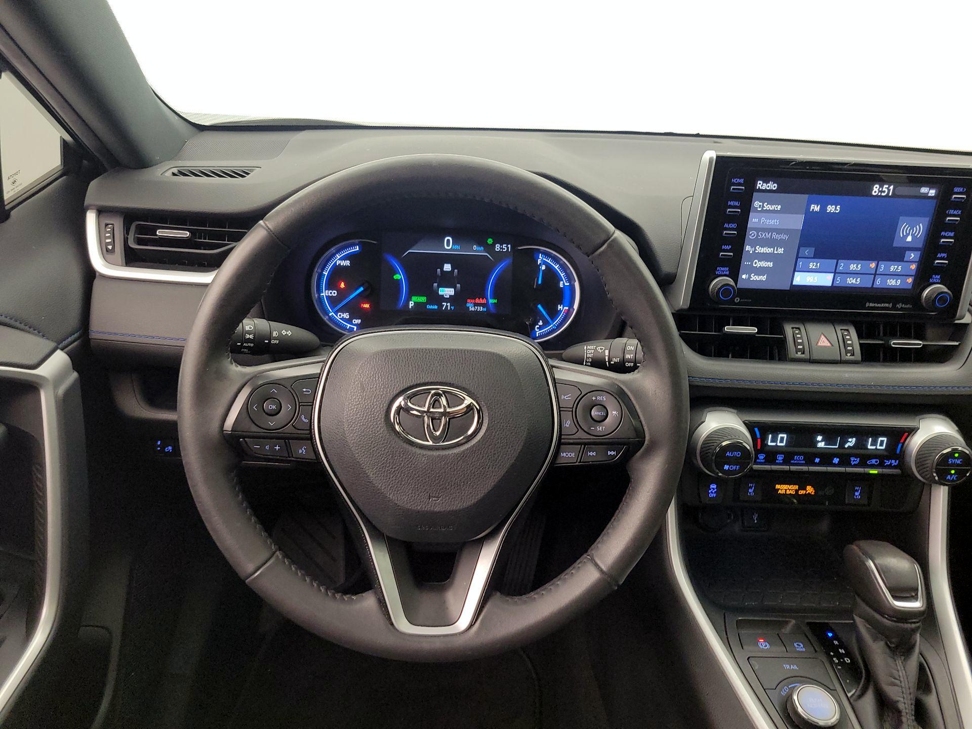 Thumbnail: 2021 Toyota RAV4 - 10